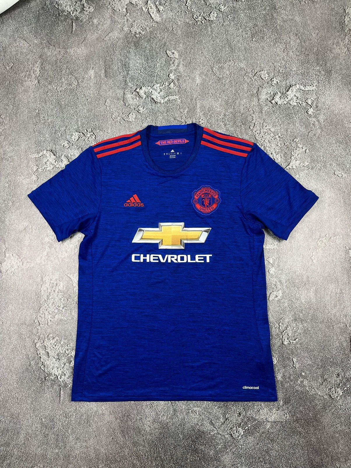 Adidas MANCHESTER UNITED 2016/17 AWAY FOOTBALL SHIRT SOCCER ADIDAS Size US M / EU 48-50 / 2 - 3 Thumbnail