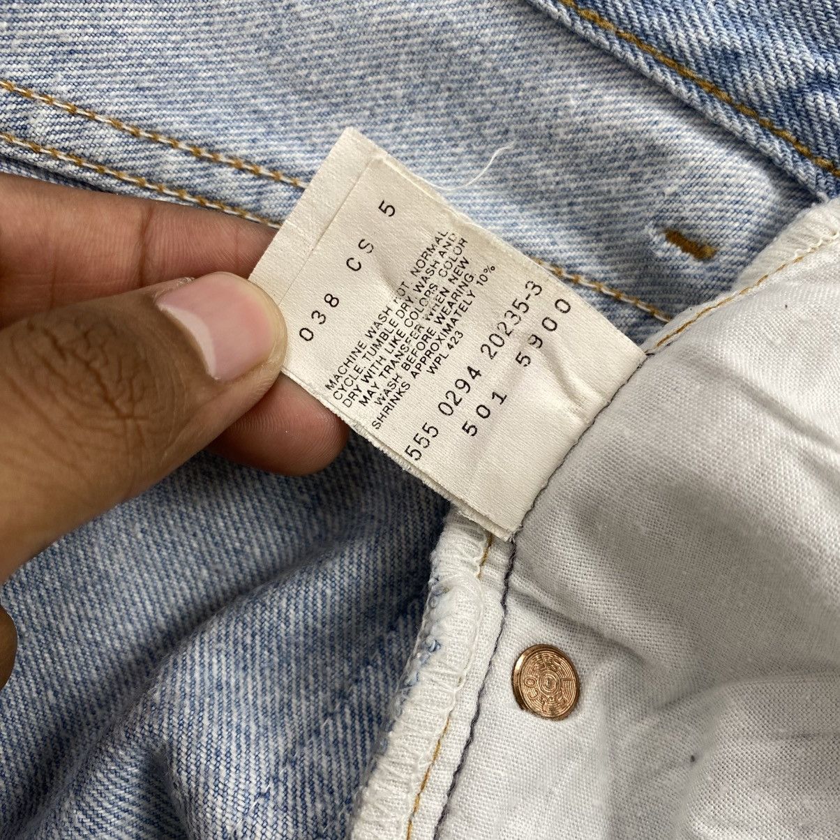 Levi's Vintage Clothing 1990s Vintage Levis 501 USA 34x36 Blue Jeans Size US 33 - 11 Thumbnail