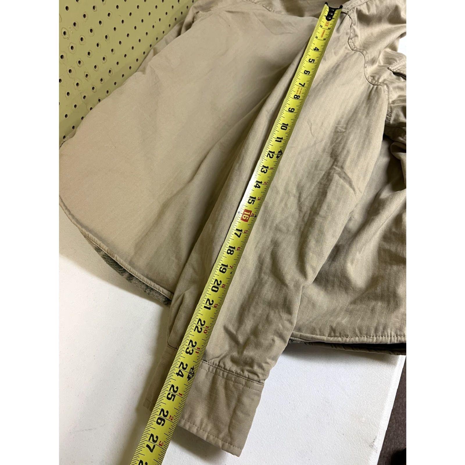 Chaps Chaps Shirt Jacket Men’s L Fleece Lined 4 Pockets Tan Khaki Work Shirt Jacket Mens Casual Outdoor Parka Style Shirt Jacket Size US L / EU 52-54 / 3 - 5 Thumbnail