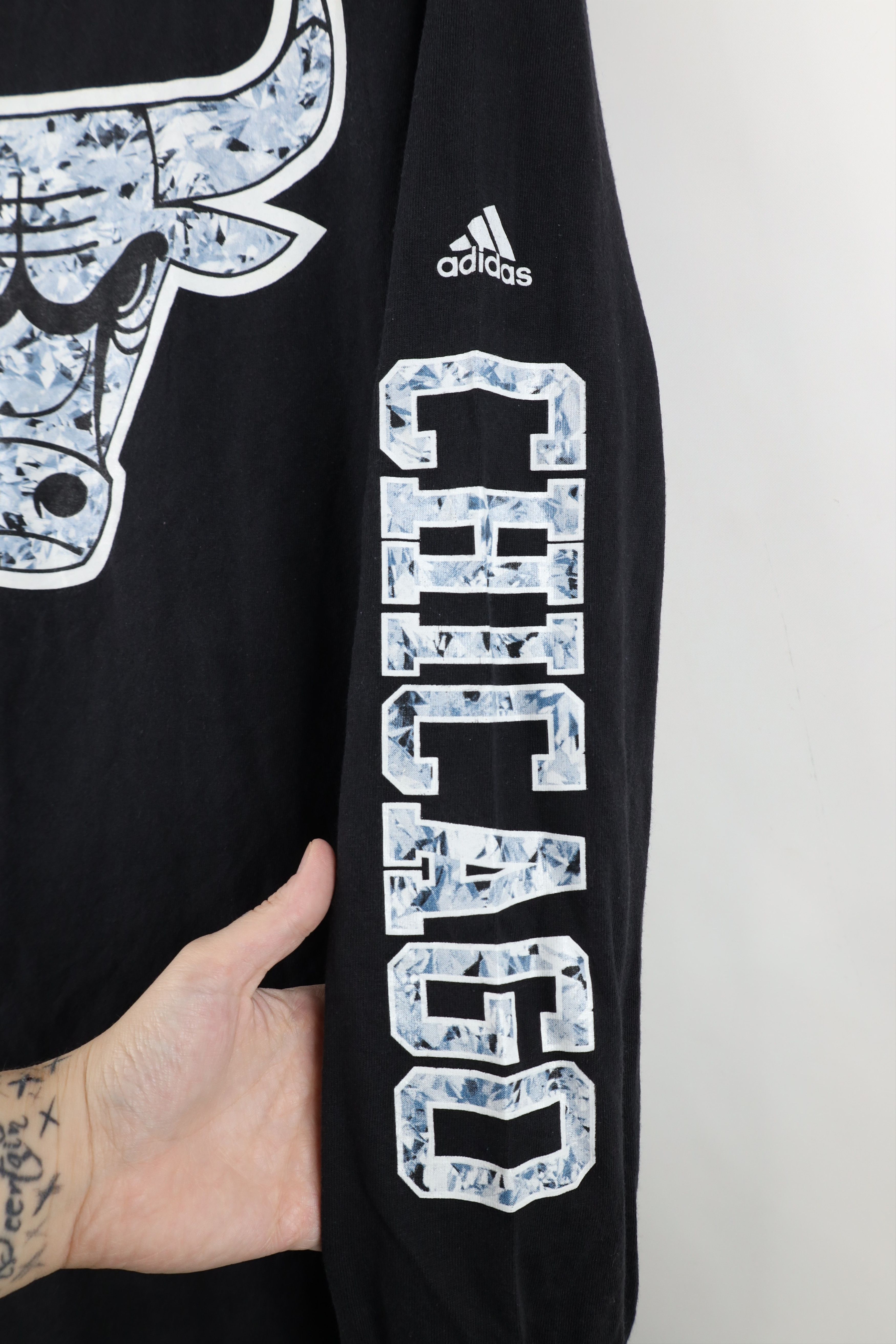 Adidas Adidas Diamond Chicago Bulls Basketball Long Sleeve T-Shirt Size US L / EU 52-54 / 3 - 4 Thumbnail
