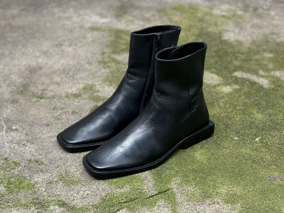 BALENCIAGA BLACK CALFSKIN ZIP BOOT