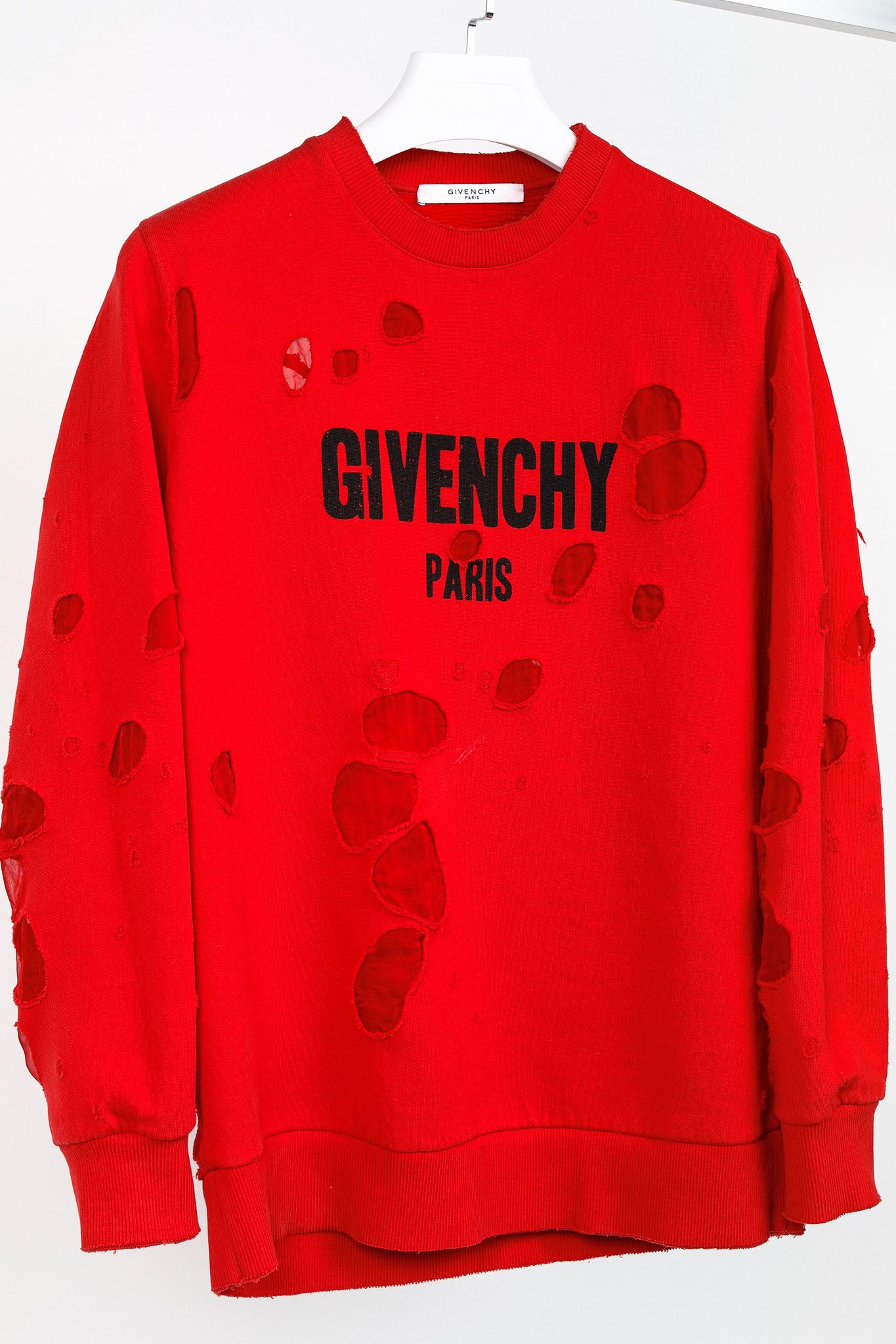 Givenchy Givenchy AW/17 Red Distressed Logo-Print Crewneck Sweatshirt Size US S / EU 44-46 / 1 - 3 Thumbnail