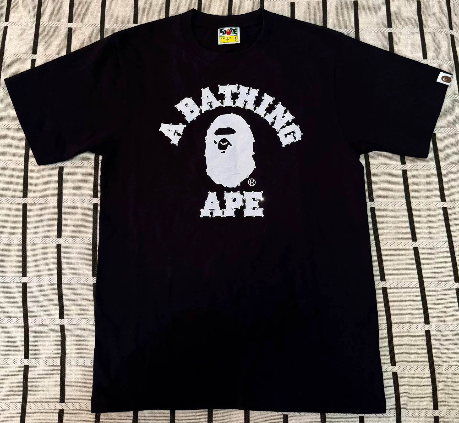 Bape Bape Ape Head T-Shirt S Men Size US S / EU 44-46 / 1 - 1 Thumbnail