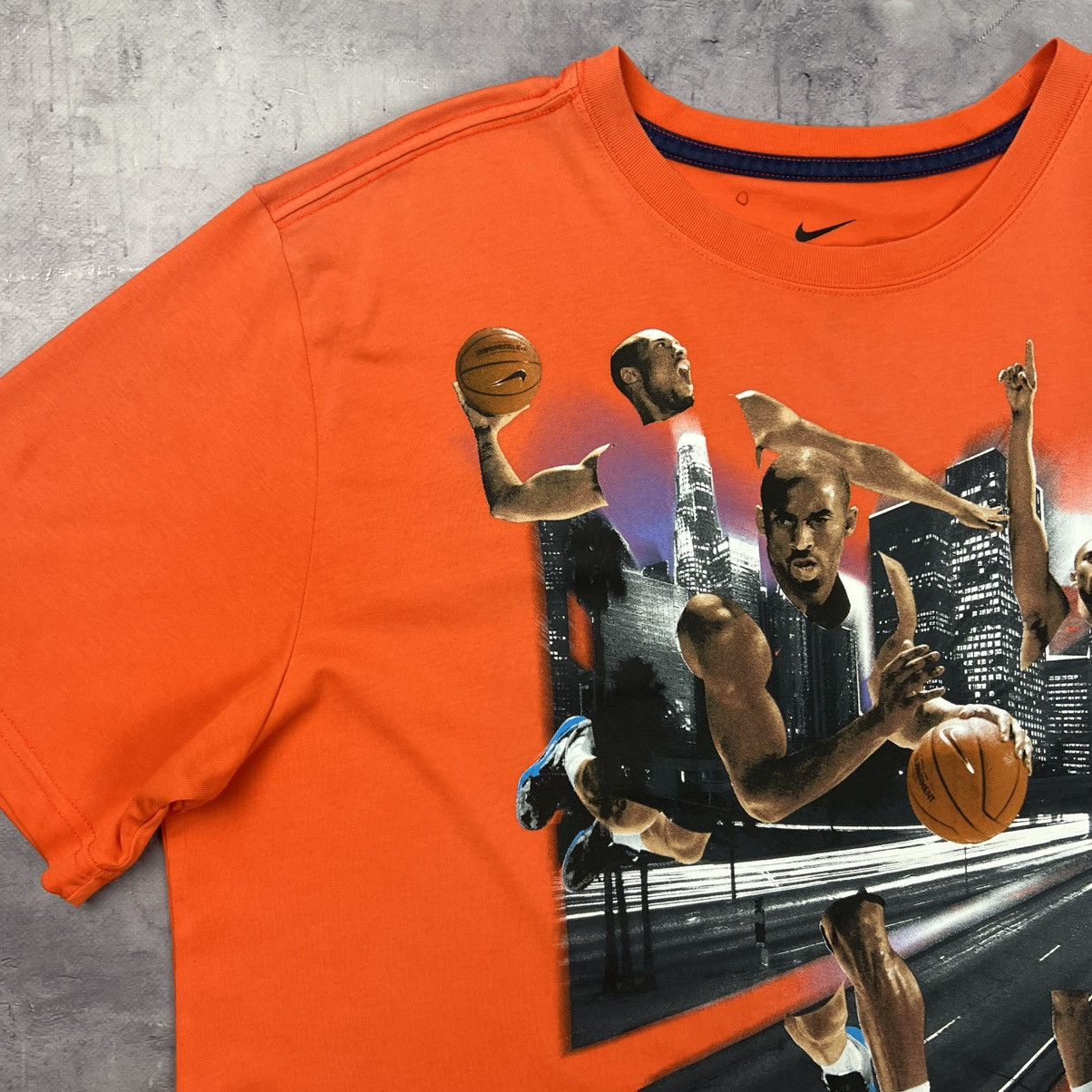 Nike Rare! Kobe Bryant Nike The City Of Legends Graphic Logo Tee Size US XL / EU 56 / 4 - 3 Thumbnail