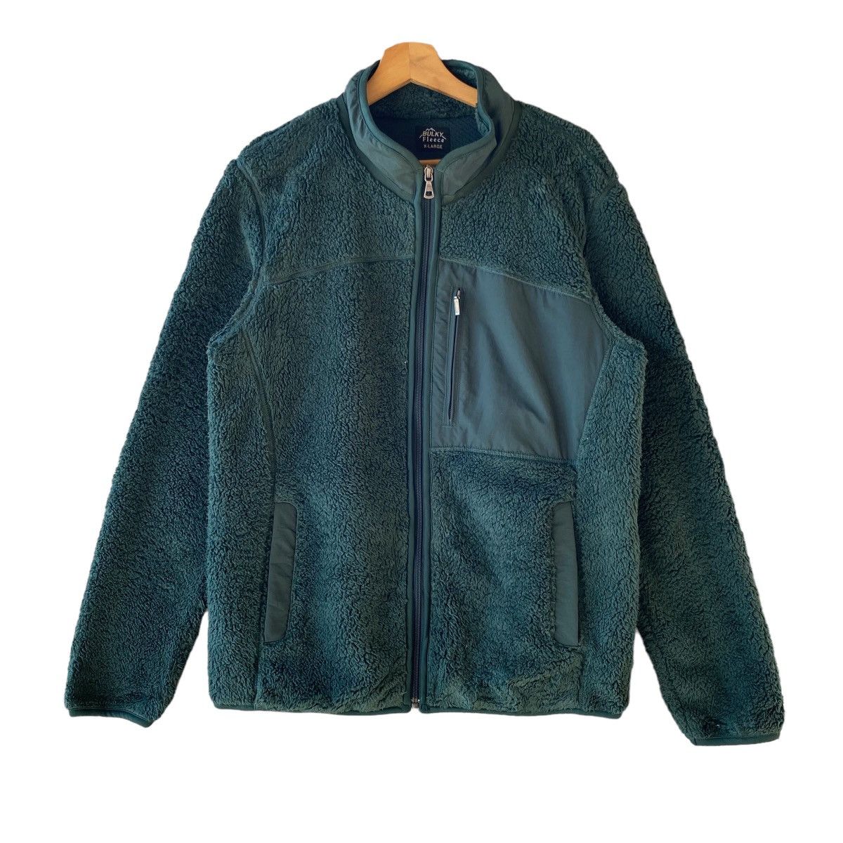 image of Uniqlo Bulky Fleece Jacket, Men's (Size Large)