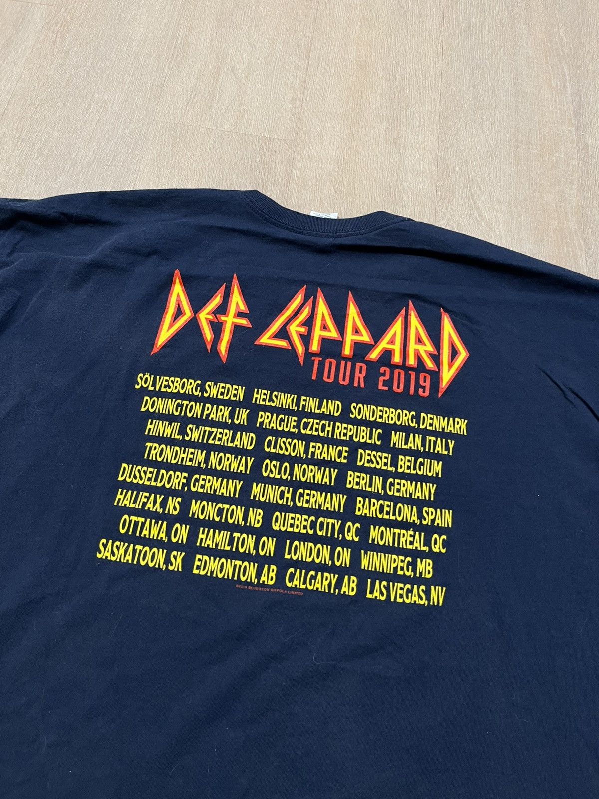 Supreme Def Leppard shirt XL Size US XXL / EU 58 / 5 - 4 Thumbnail