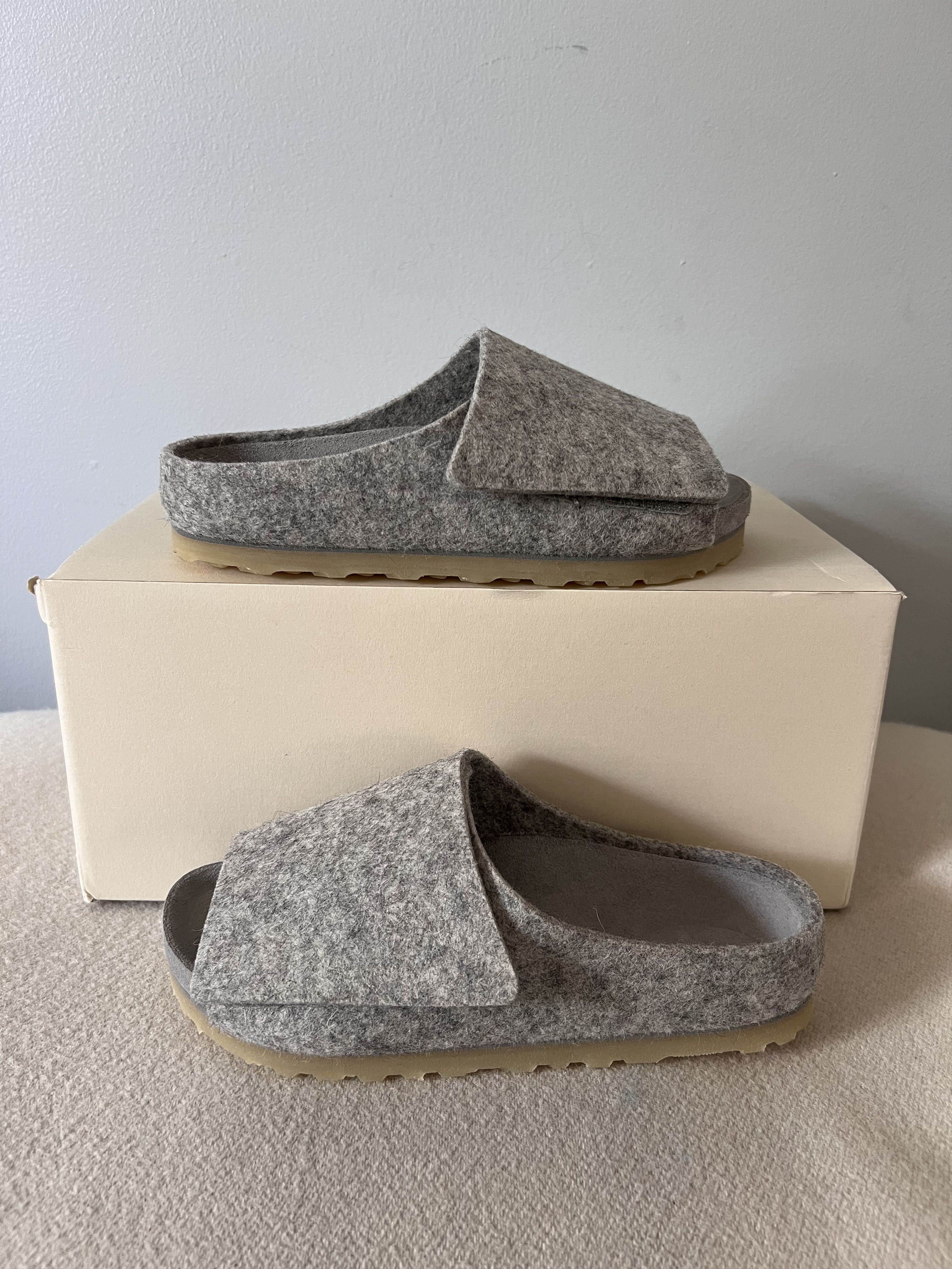 Birkenstock × Fear of God Fear of God Birkenstock Los Feliz in Cement Melange Wool Size US 6 / IT 36 - 2 Thumbnail