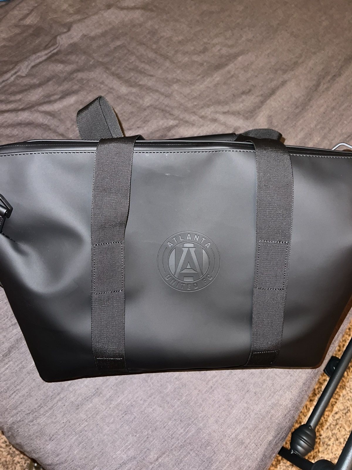 Rains RAINS x Atlanta United Hilo Weekend Bag Size ONE SIZE - 1 Thumbnail
