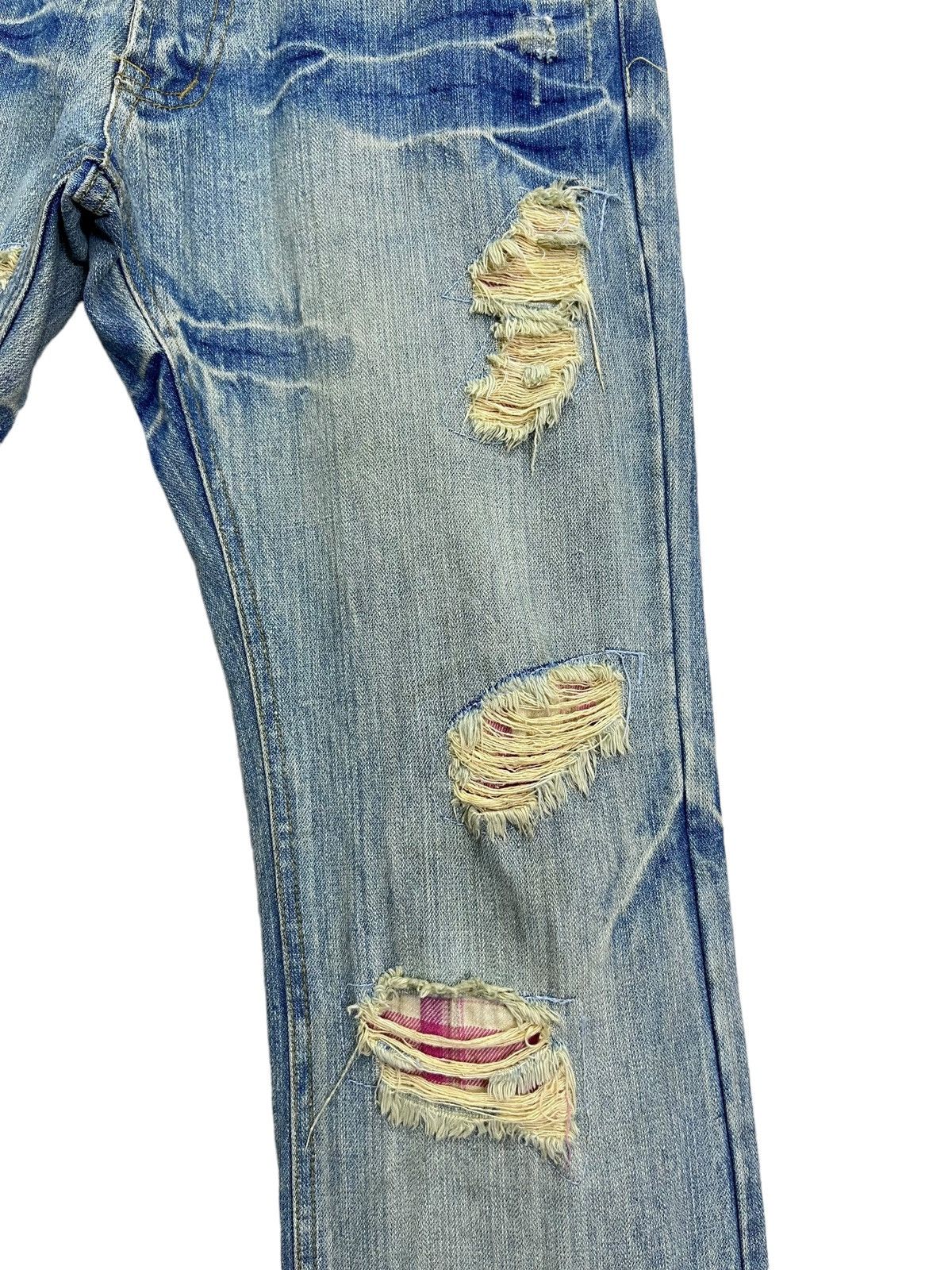I Love NY 90’s “I❤️NEW YORK “ Mudwash Clawmark Ripped Flare Jeans Size US 31 - 11 Thumbnail