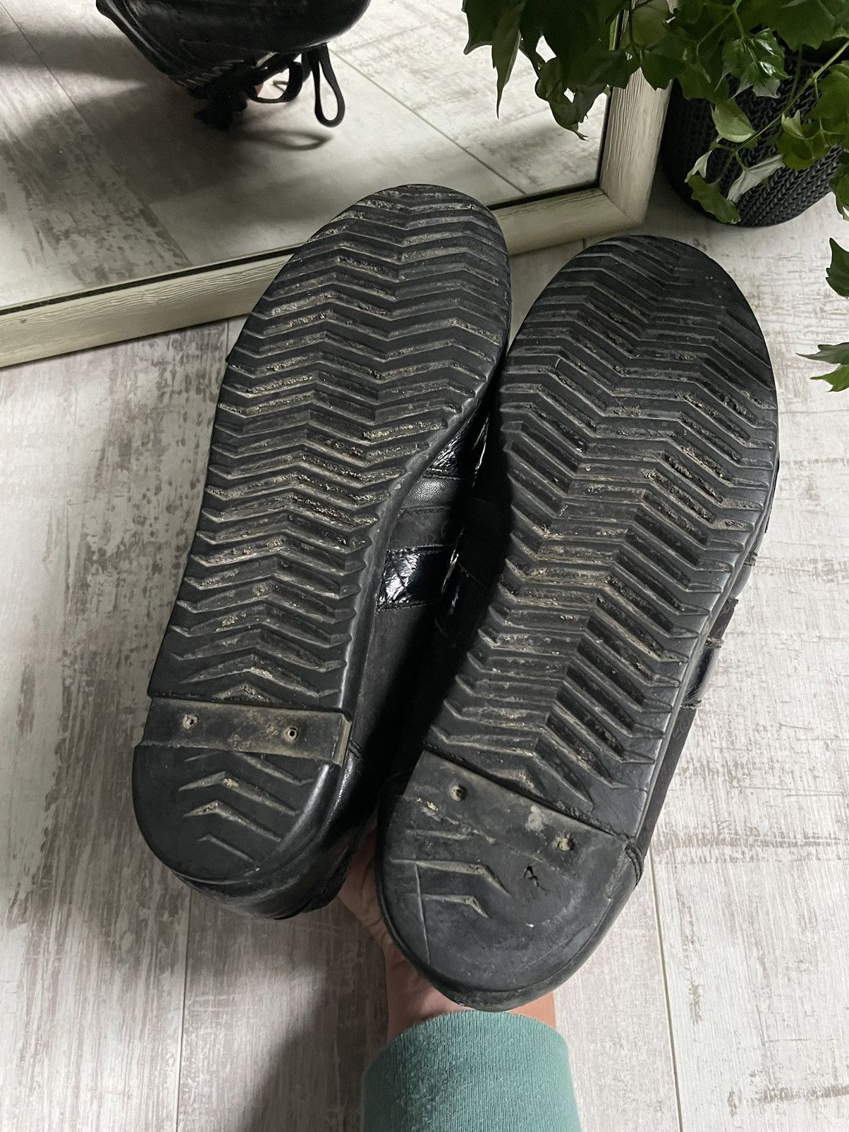 Dolce & Gabbana Vintage Dolce & Gabbana Black Leather Sneakers DG Monogram Size US 8.5 / EU 41-42 - 8 Thumbnail
