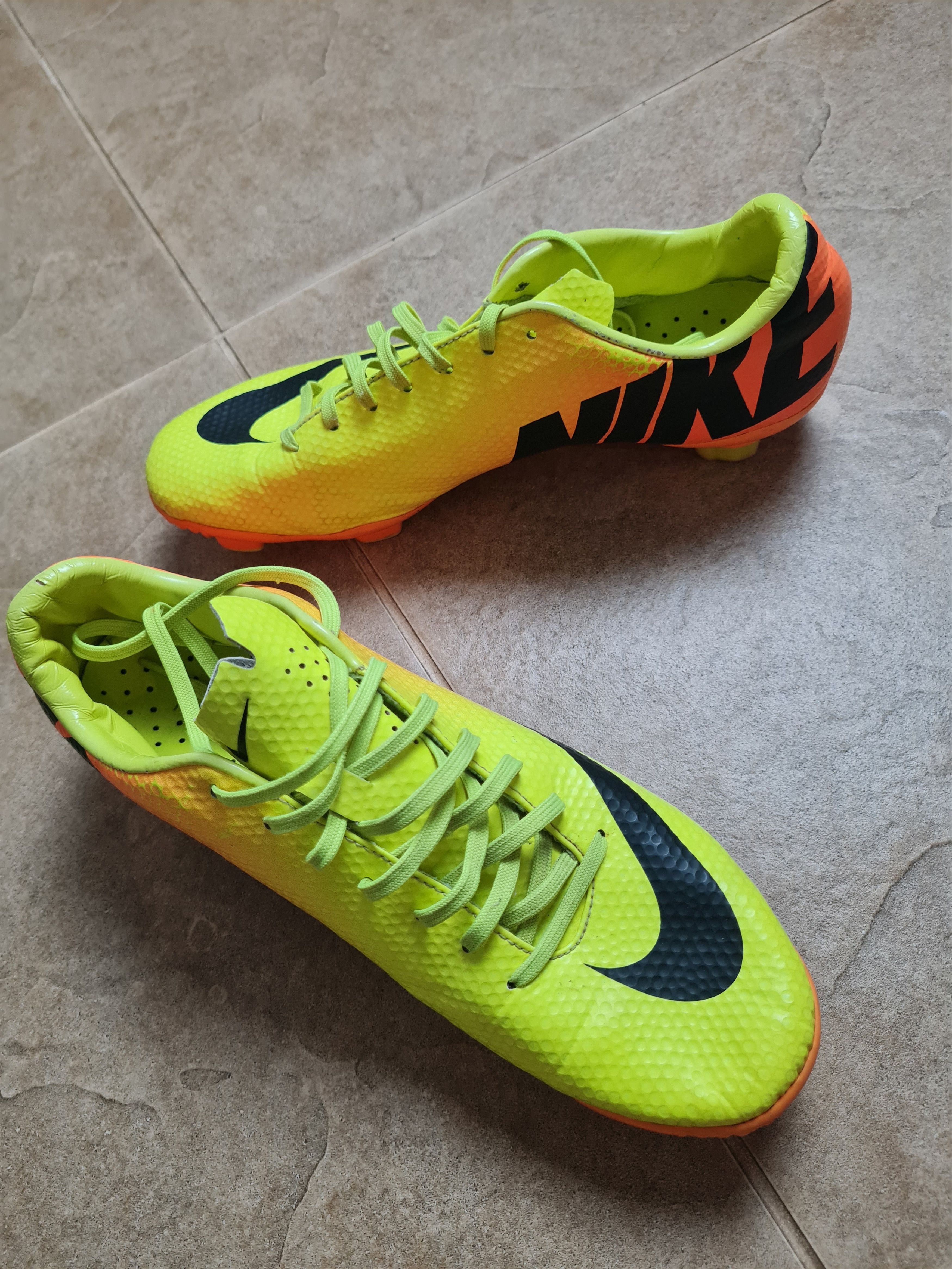 Nike Nike Mercurial Victory IV FG Football Size 7.5 Uk 55447-708 Size US 8.5 / EU 41-42 - 3 Thumbnail