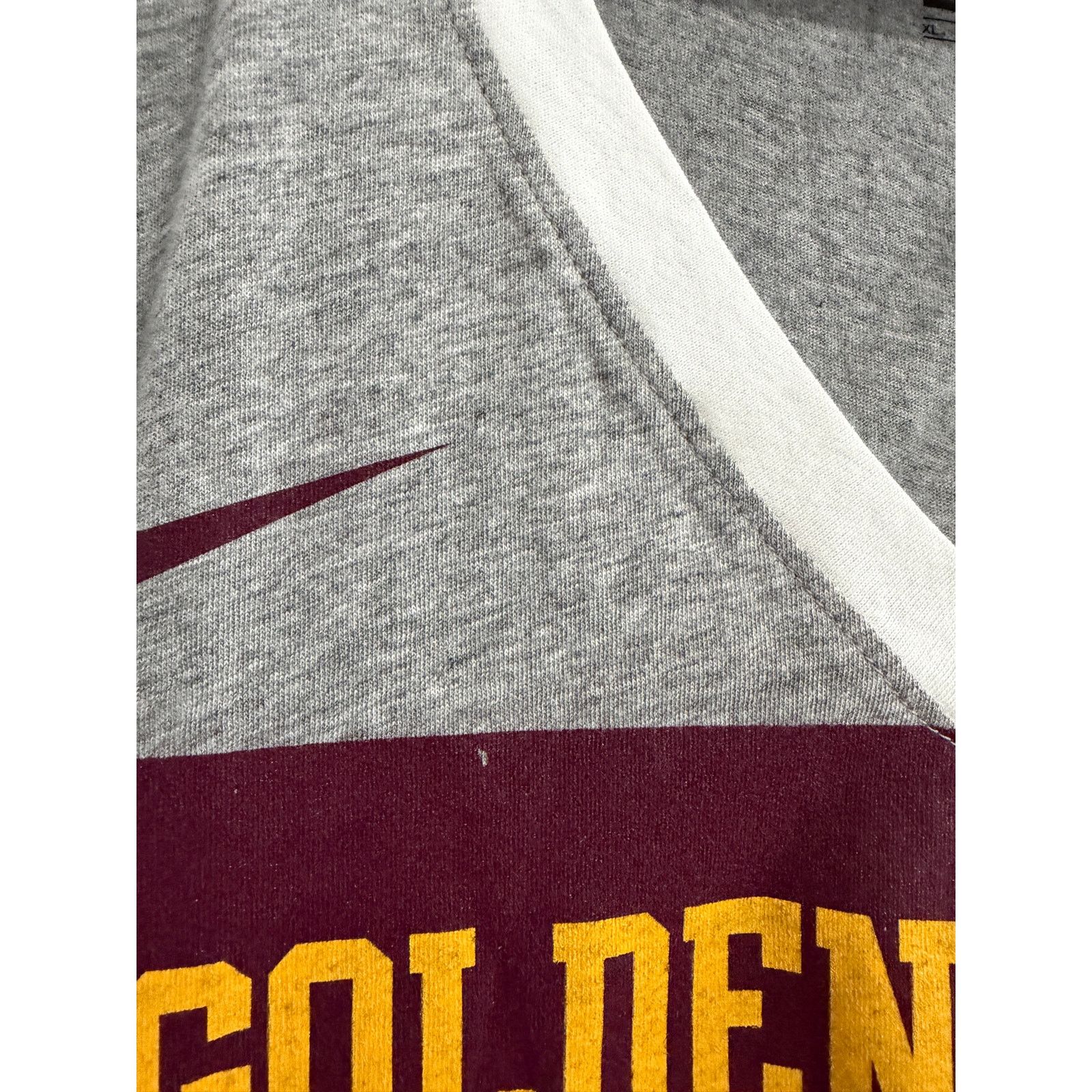 Nike NWT Minnesota Gophers Nike T-Shirt Women's Size XL Size XL / US 12-14 / IT 48-50 - 4 Thumbnail