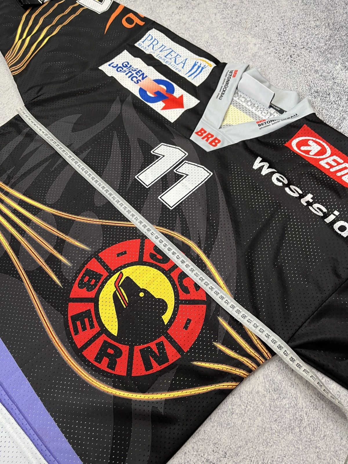 NHL Vintage SC Bern Ice Hockey Jersey # 11 CCM NHL Rare Size US L / EU 52-54 / 3 - 7 Thumbnail