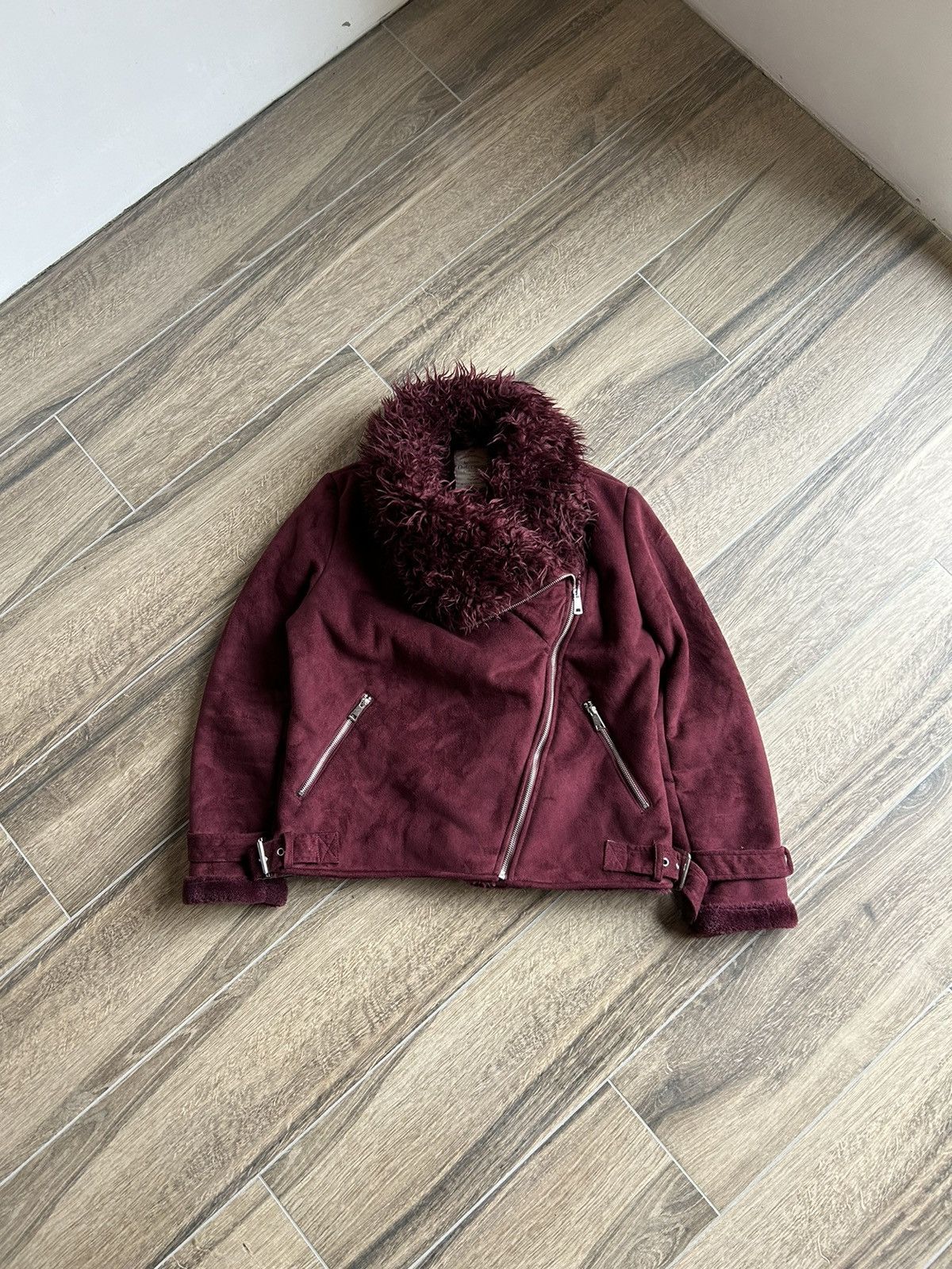 image of Abercrombie Fitch Abercrombie & Fitch Women’S Avant-Garden Sherpa Jacket in Burgandy, Women's (Size