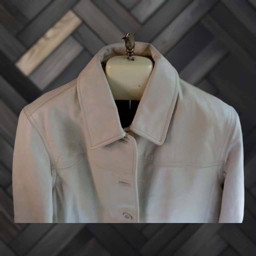 J.Crew J.CREW Button Front Leather Jacket Ivory Thinsulate Quilted Lining - SIZE MEDIUM - Women Jacket Size M / US 6-8 / IT 42-44 - 1 Thumbnail