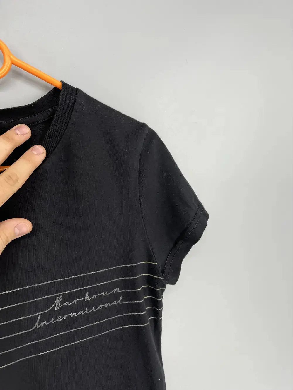 Barbour Vintage Y2K Barbour International T-shirt Streetwear Style Size S / US 4 / IT 40 - 9 Thumbnail