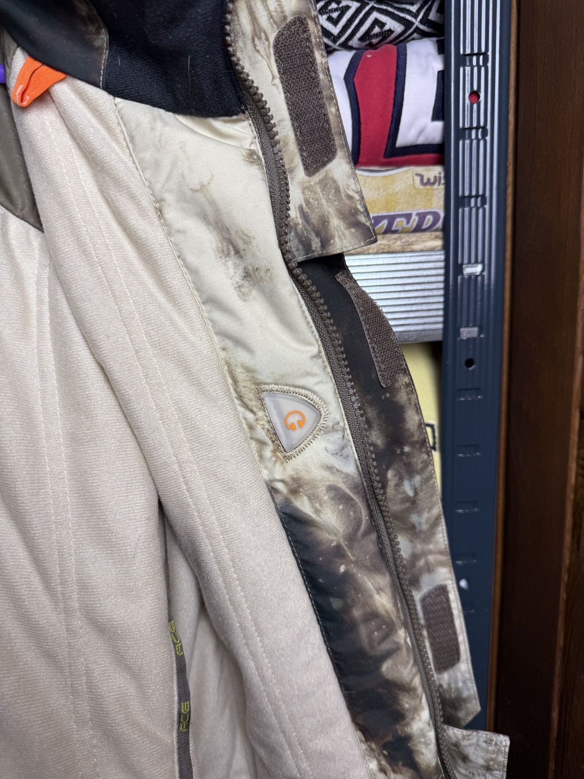 Nike ACG Nike ACG Abstract Print Technical Ski Jacket Size US L / EU 52-54 / 3 - 15 Thumbnail