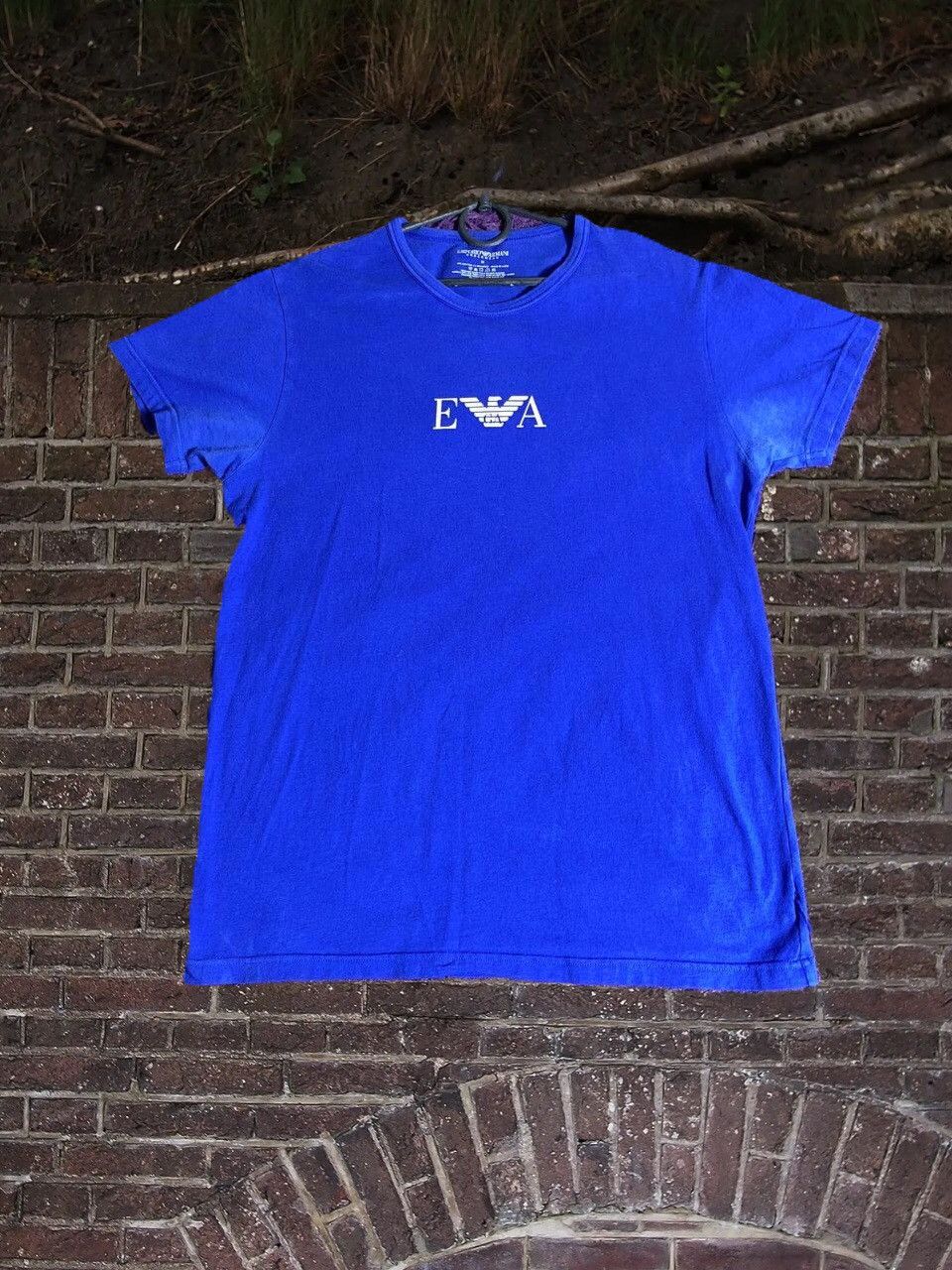 Emporio Armani × Vintage Vintage Big Graphic Logo Distressed 90’s tee Size US M / EU 48-50 / 2 - 1 Thumbnail