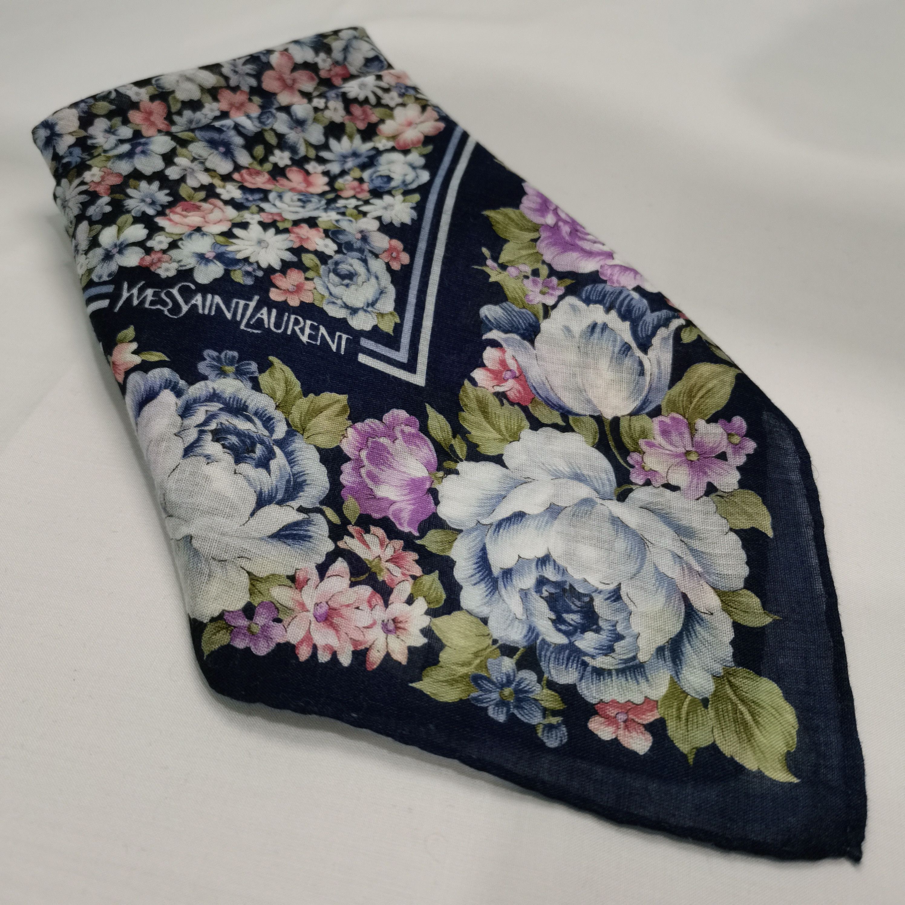 Yves Saint Laurent YVES SAINT LAURENT HANDKERCHIEF/ BANDANA/ SCARF Size ONE SIZE - 1 Thumbnail