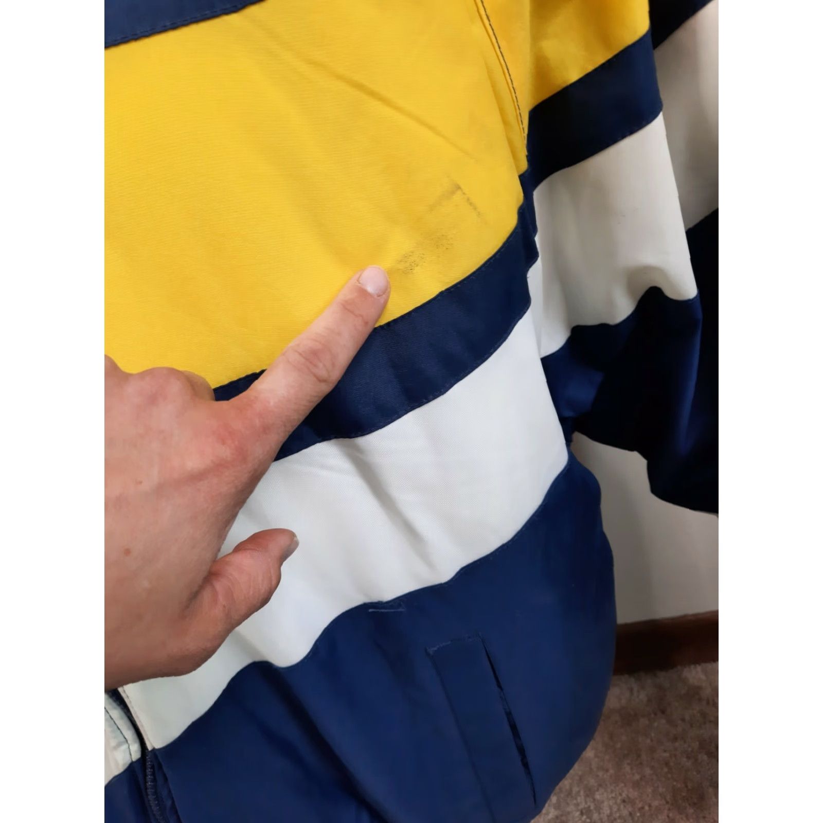 Logo 7 VINTAGE Logo 7 Notre Dame Fighting Irish Full Zip Puffer Jacket Coat Men Large Yellow Blue White Size US L / EU 52-54 / 3 - 4 Thumbnail