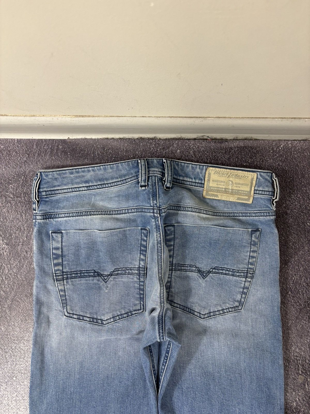 Diesel Diesel Zatiny Regular Bootcut NWT Men’s Blue Denim Jeans Size US 28 / EU 44 - 17 Thumbnail