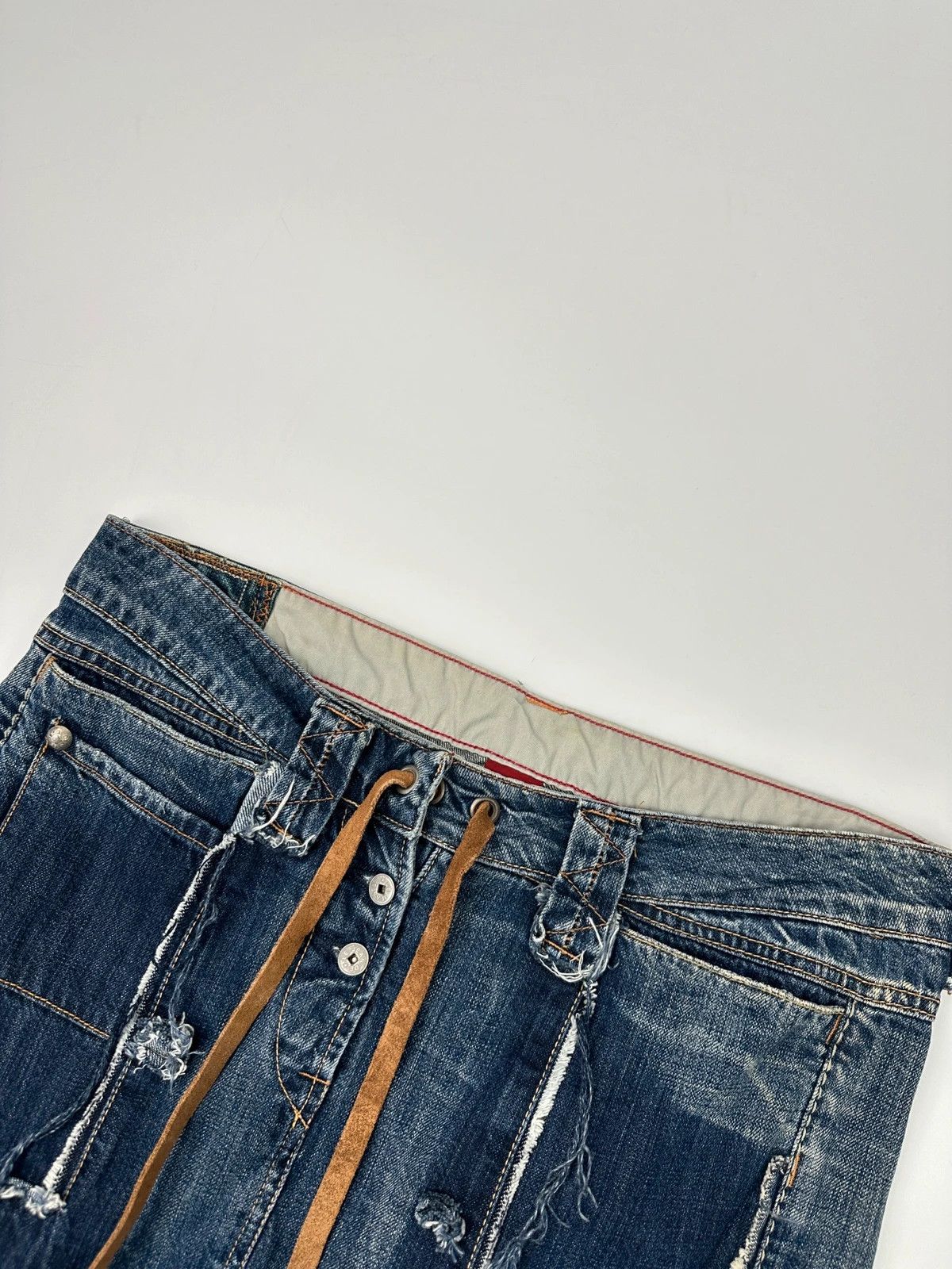 Marithe + Francois Girbaud Marithé + Francois Girbaud SS2001 Denim Destroy Skirt Size 27" / US 4 / IT 40 - 4 Thumbnail