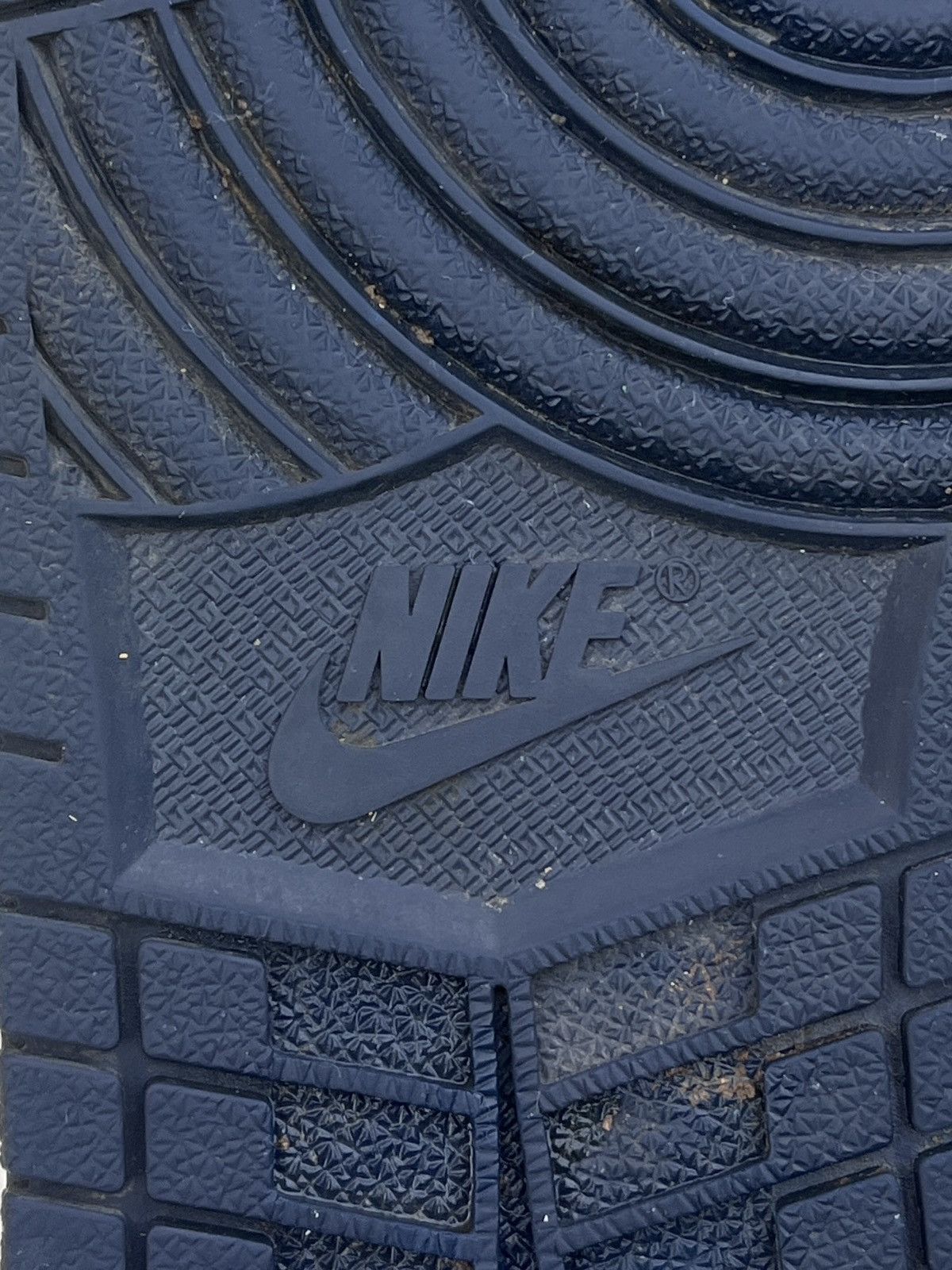 Jordan Brand × Nike JORDAN 1 OBSIDIAN SIZE 9.5 Size US 9.5 / EU 42-43 - 6 Thumbnail
