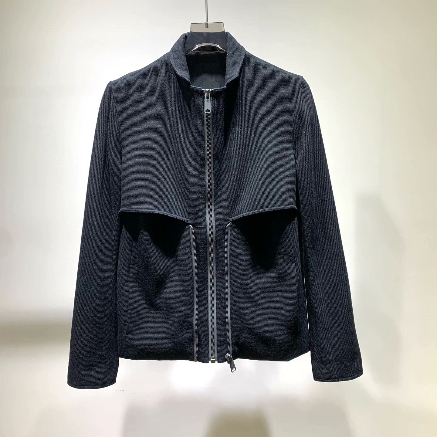 Balenciaga Balenciaga Wool Light Jacket 46 Men Size US L / EU 52-54 / 3 - 1 Thumbnail