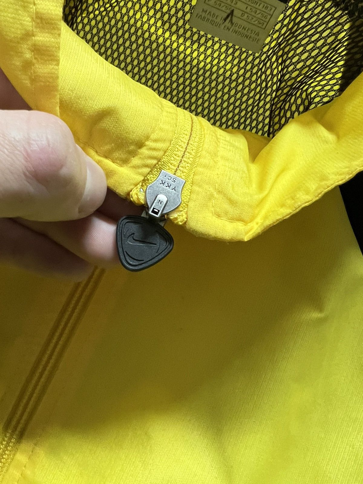 Nike × Vintage Vintage Y2k Nike 💛 Nylon Jacket 00’s Size US L / EU 52-54 / 3 - 10 Thumbnail