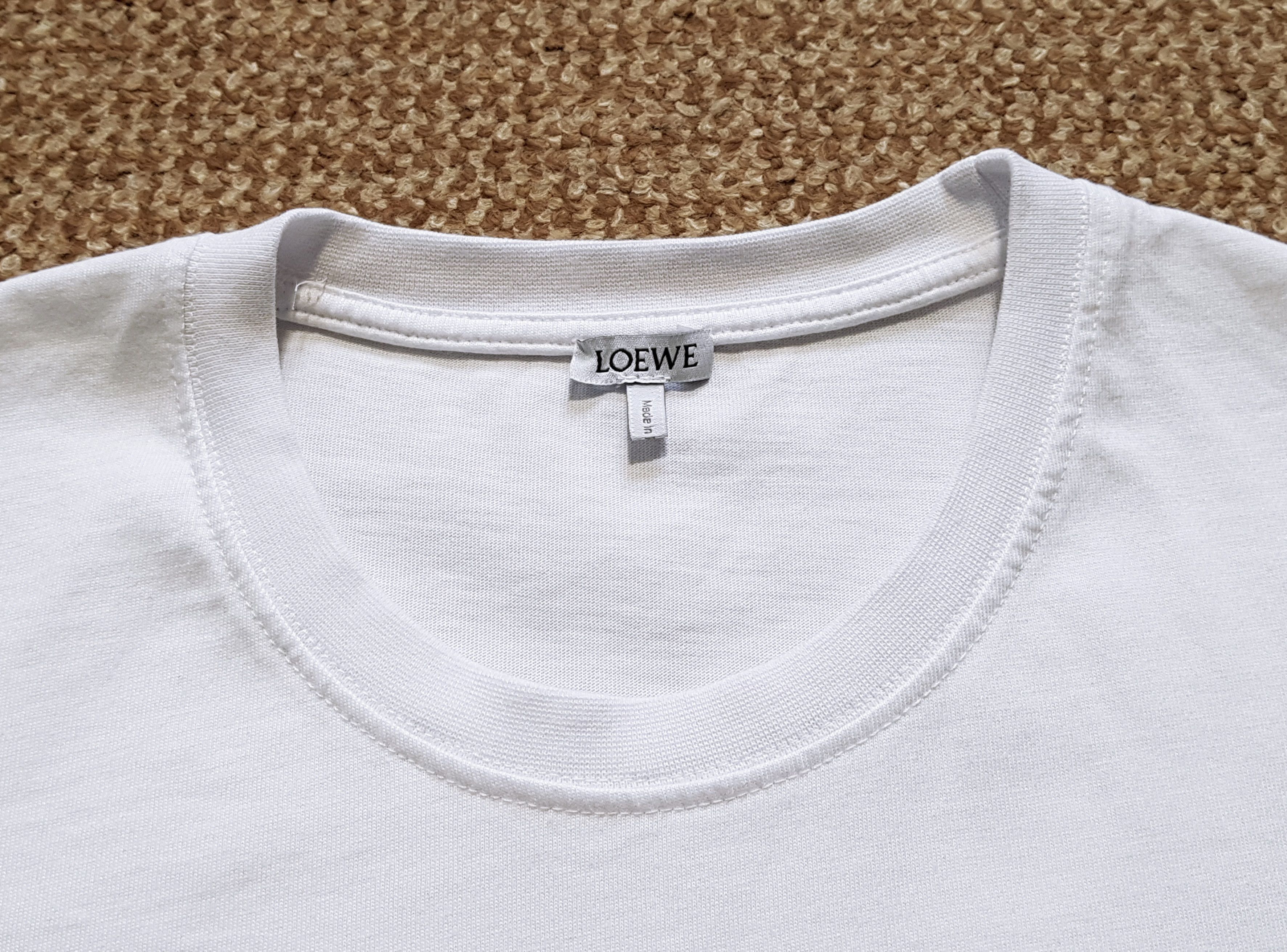 Loewe Loewe Anagram Logo T Shirt White sz L Size US L / EU 52-54 / 3 - 6 Thumbnail