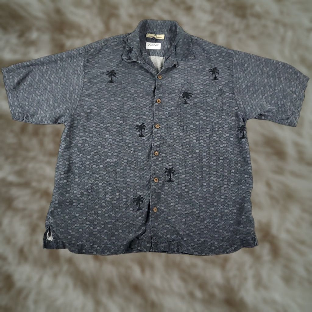 Tommy Bahama TOMMY BAHAMA Shirt Mens Large Gray Floral Tropical Aloha Camp Hawaiian Button-Up Size US L / EU 52-54 / 3 - 1 Thumbnail
