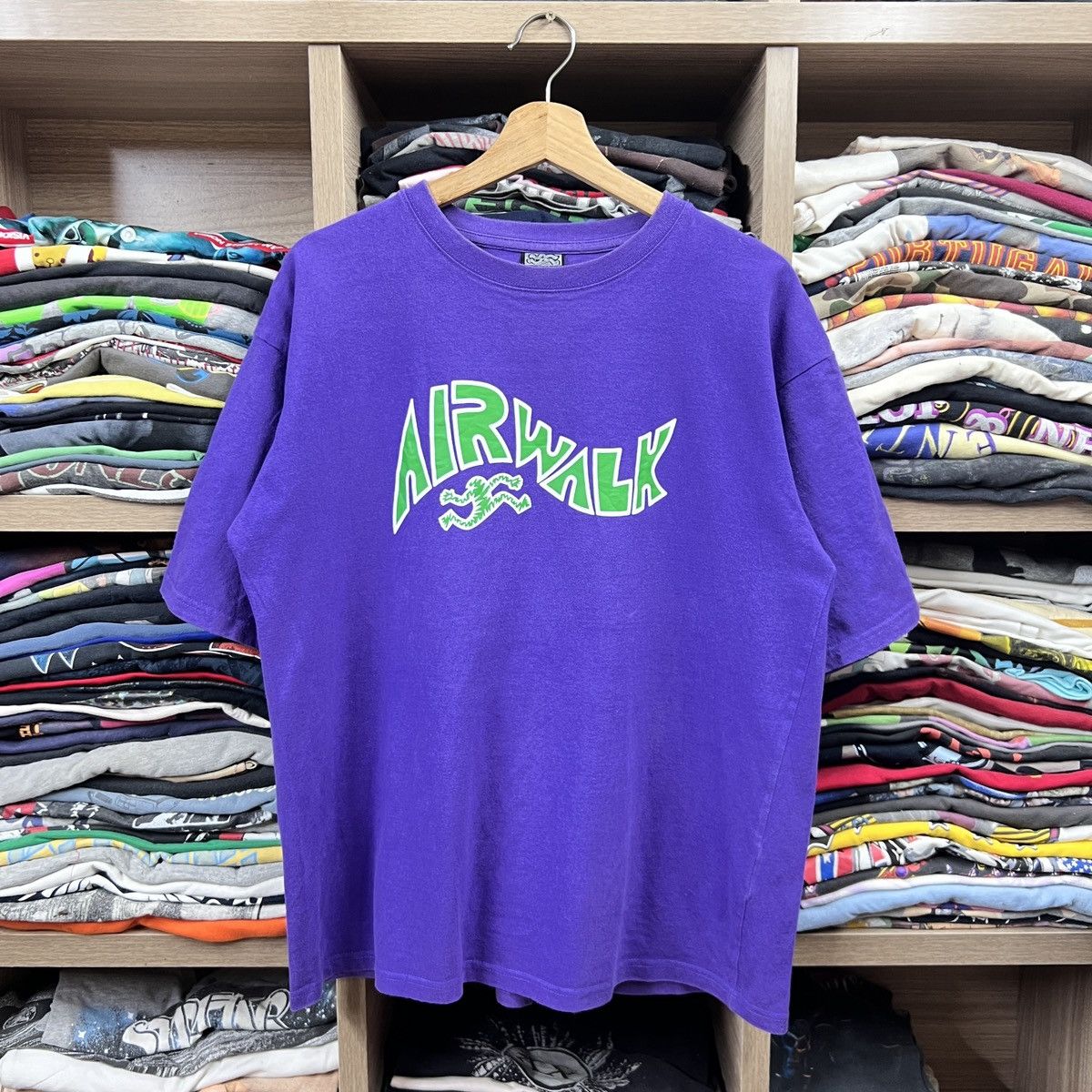 Airwalk VTG AIR WALK RUNNING MAN SIZE LARGE Size US L / EU 52-54 / 3 - 1 Thumbnail