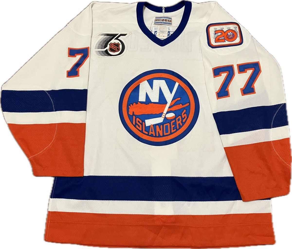 Ccm New York Islanders Turgeon Center Ice CCM NHL Hockey Jersey Size US XL / EU 56 / 4 - 1 Thumbnail