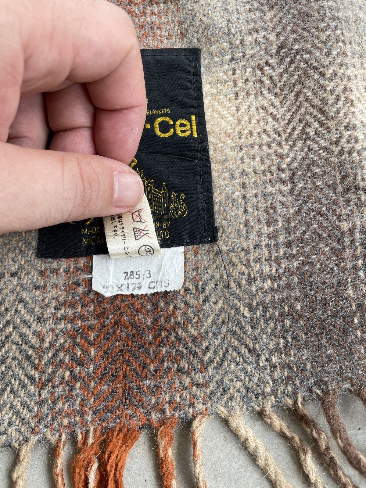 Designer × Vintage LAN-AIR-CEL SCARF BY MCCALLUM& CRAIGE LTD WOOL Size ONE SIZE - 4 Thumbnail