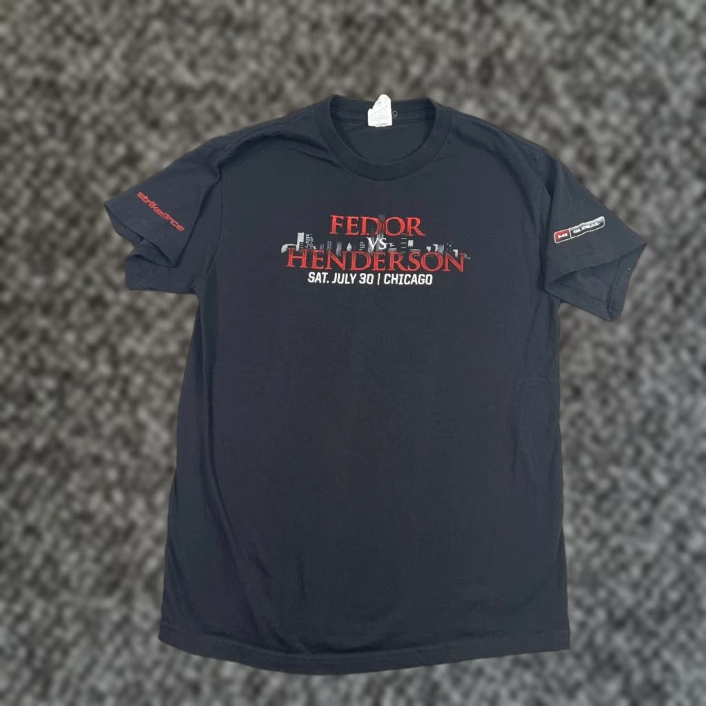 Henderson VINTAGE Strikeforce Fedor Emelianenko vs Henderson T-Shirt Mens Medium Gray Graphic Print Crew Neck Short Sleeve Size US M / EU 48-50 / 2 - 1 Thumbnail