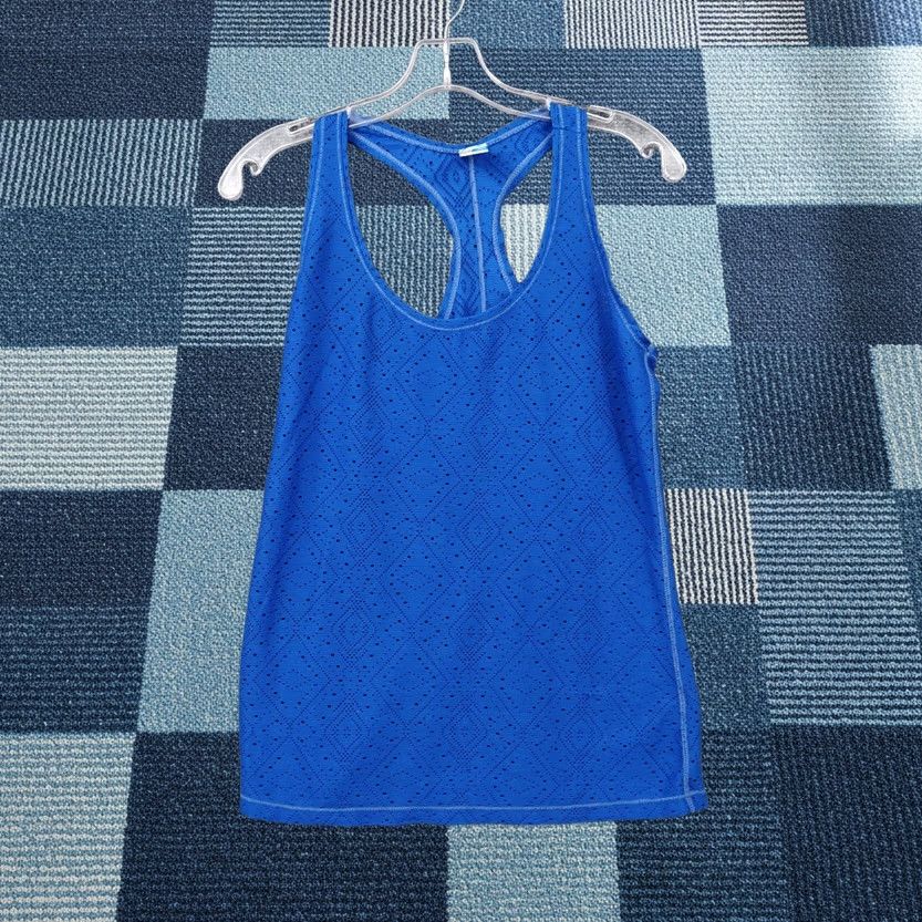 Old Navy Old Navy Active Tank Womens XS Blue Scoop Neck Halter Pullover Running Size XS / US 0-2 / IT 36-38 - 1 Thumbnail