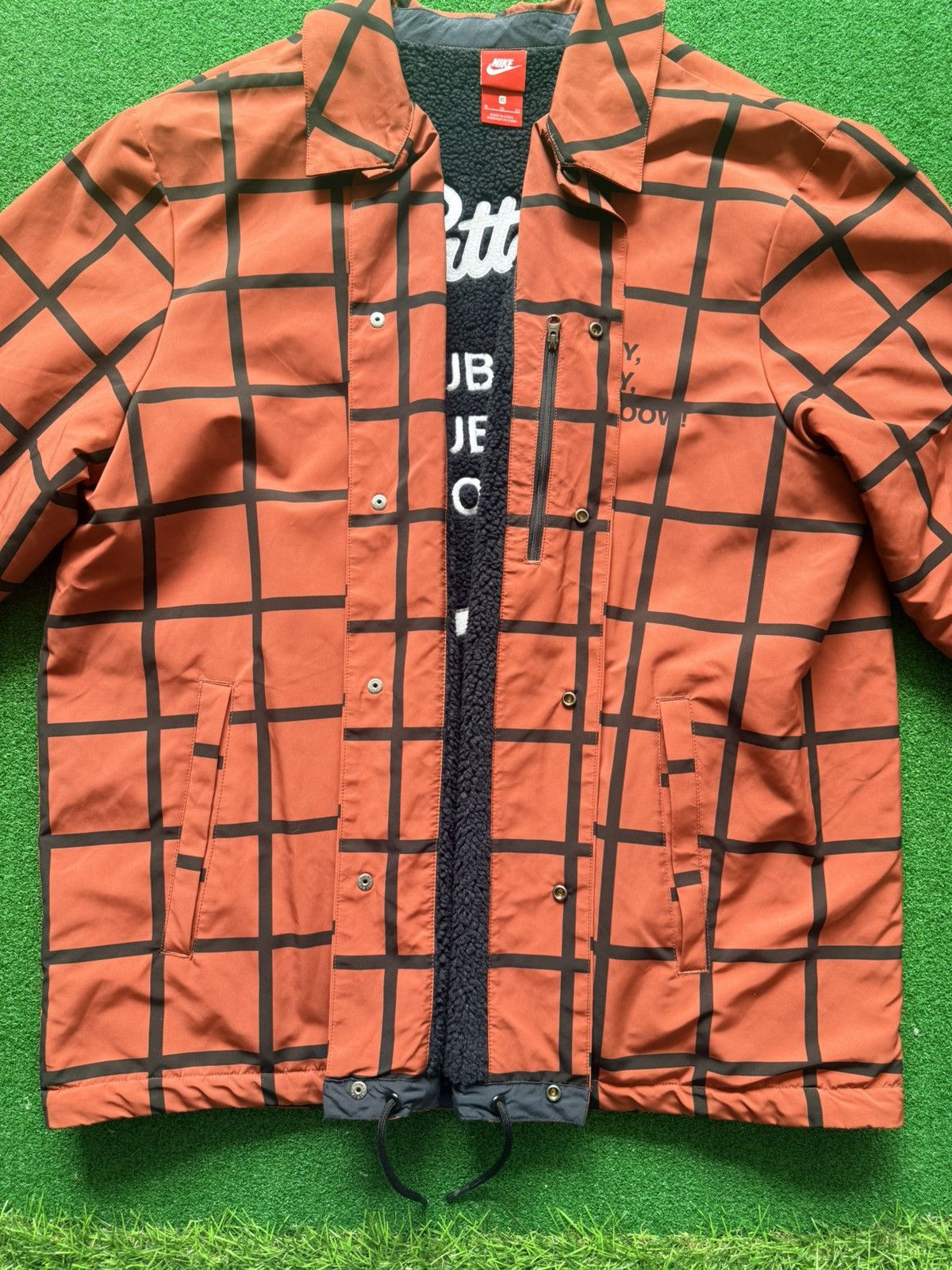 Nike × Patta x patta reverse coaches plaid print jacket Size US XL / EU 56 / 4 - 1 Thumbnail