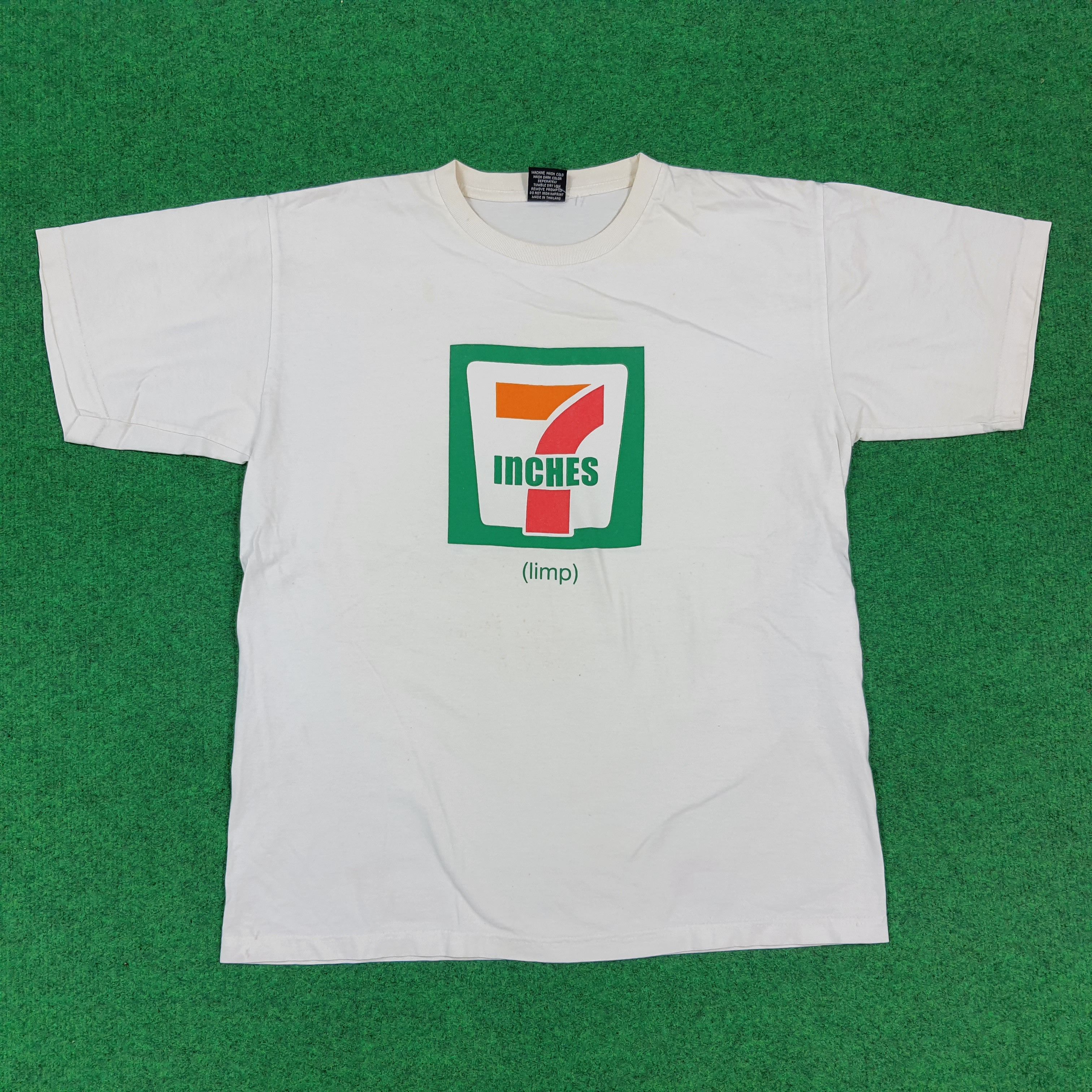 Japanese Brand 7 Eleven Parody 7 Inches LIMP Graphic Tee C299N33 Size US M / EU 48-50 / 2 - 1 Thumbnail