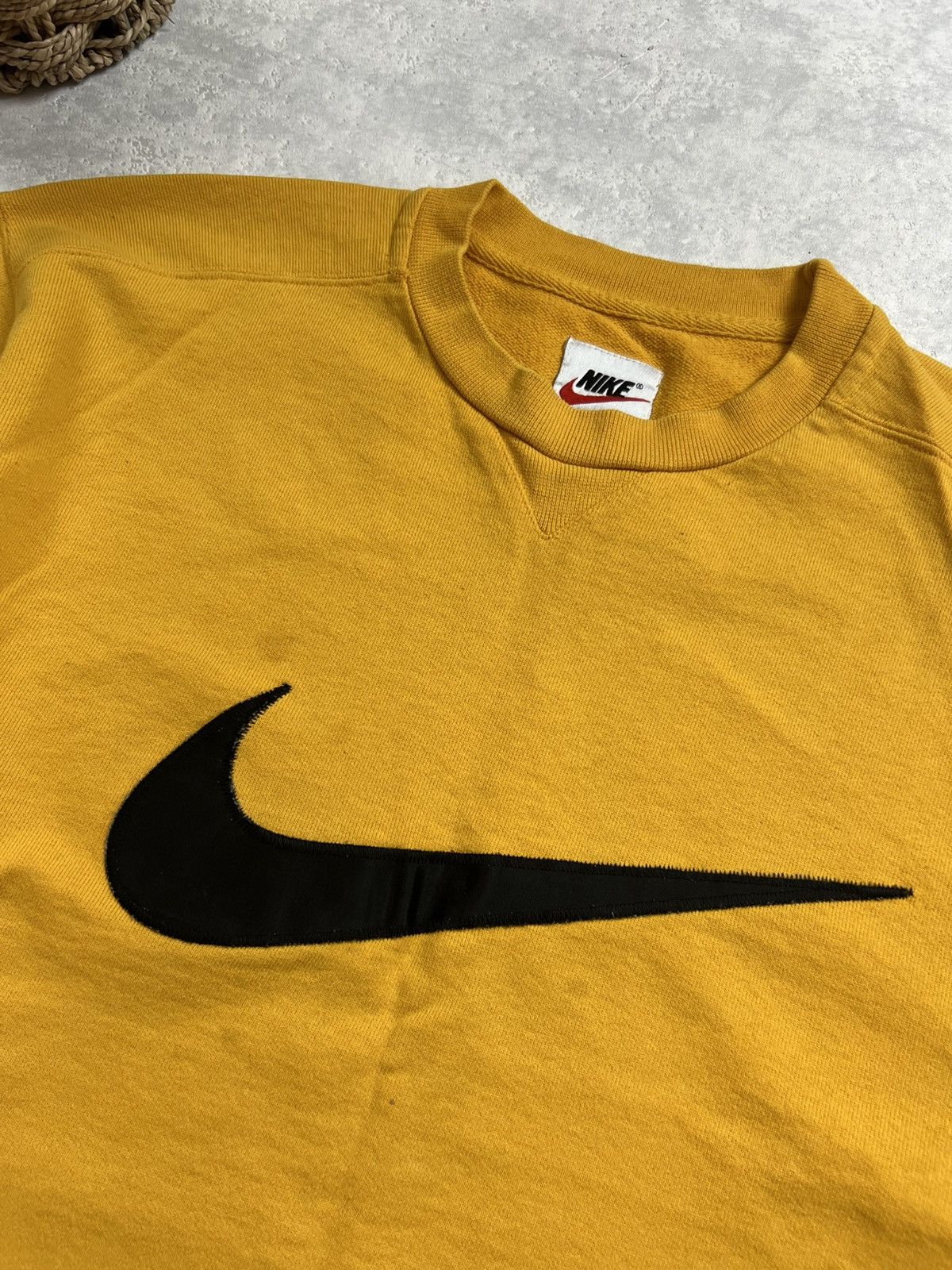 Nike 90s Nike Central Swoosh Vintage Y2K Oversized Sweatshirt Size US M / EU 48-50 / 2 - 4 Thumbnail