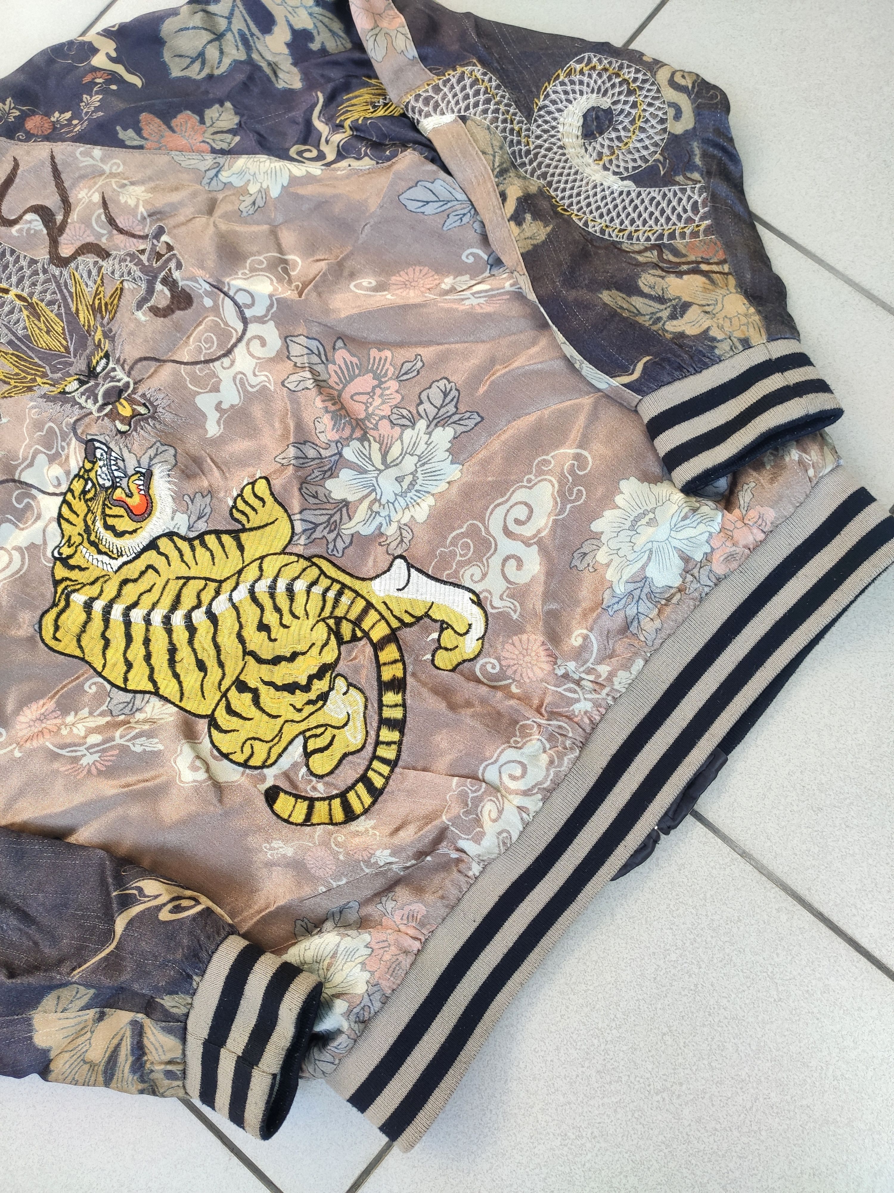 Zara Rare Zara bomber men jacket abstract retro silk Size US S / EU 44-46 / 1 - 8 Thumbnail