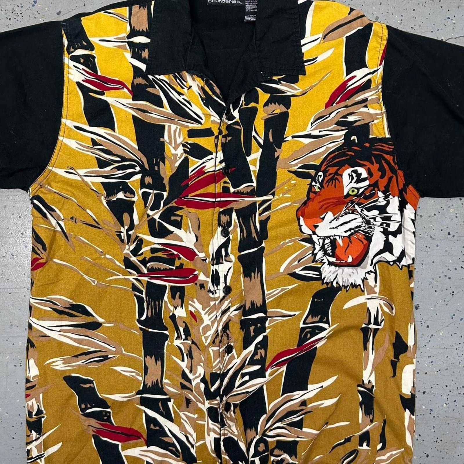 Other Yellow and black Y2K tiger print button up shirt Size US L / EU 52-54 / 3 - 2 Thumbnail