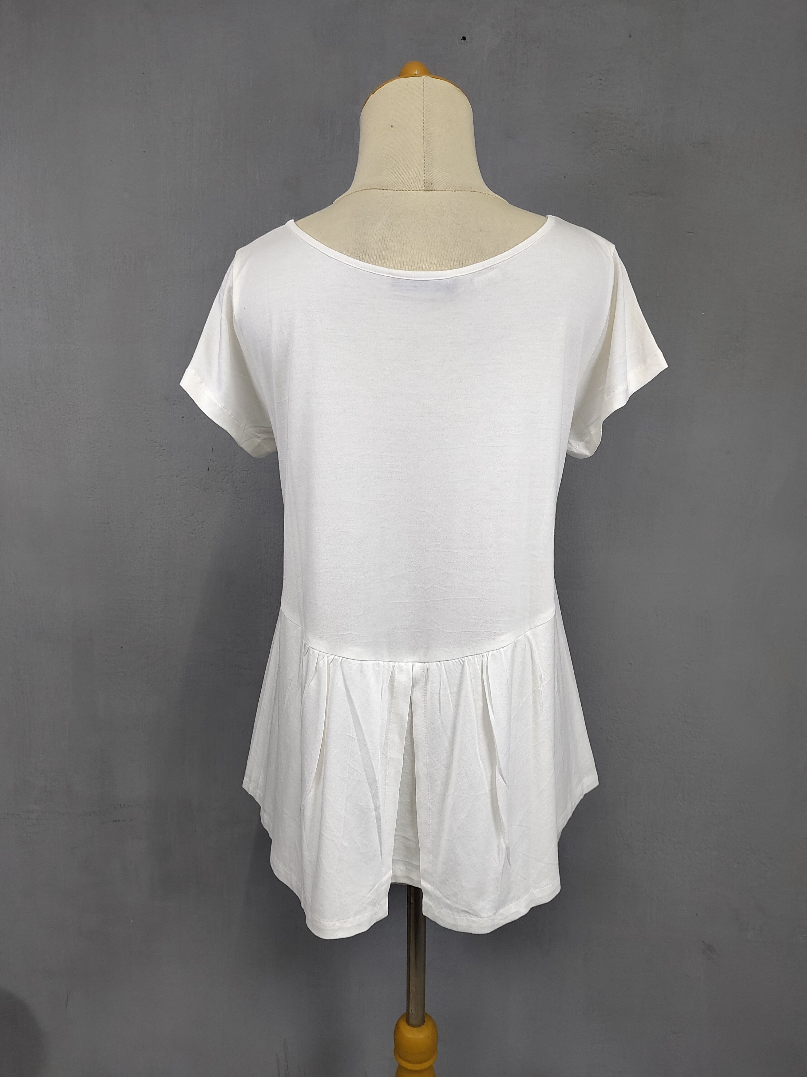 Tomorrowland Tomorrowland Collection 🇯🇵 Minimal Peplum Flare Hem Top Size M / US 6-8 / IT 42-44 - 5 Thumbnail