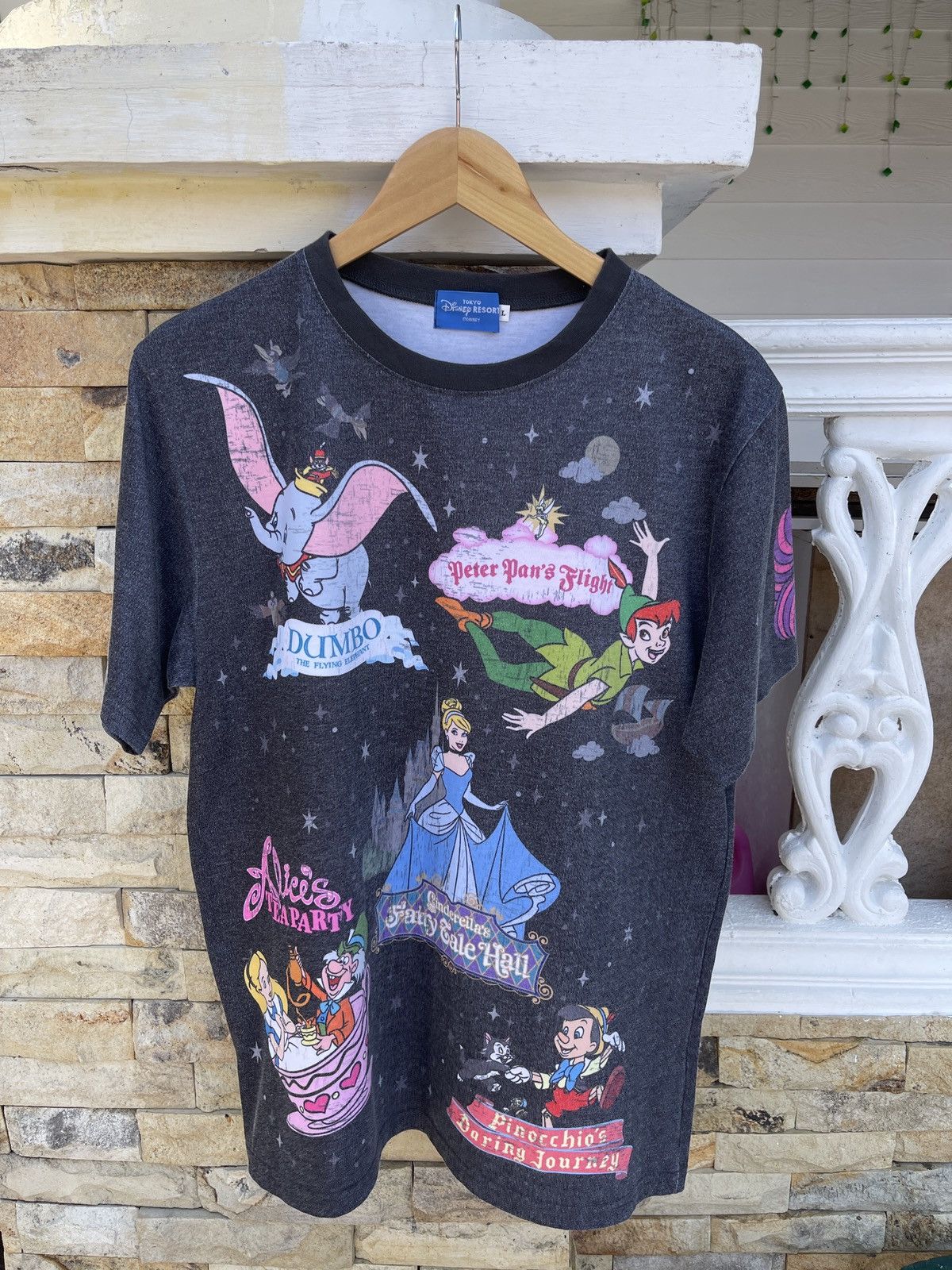 Disney Rare🔥Vtg Tokyo Disney Movie Promo All Over Print T-Shirt Size US L / EU 52-54 / 3 - 1 Thumbnail