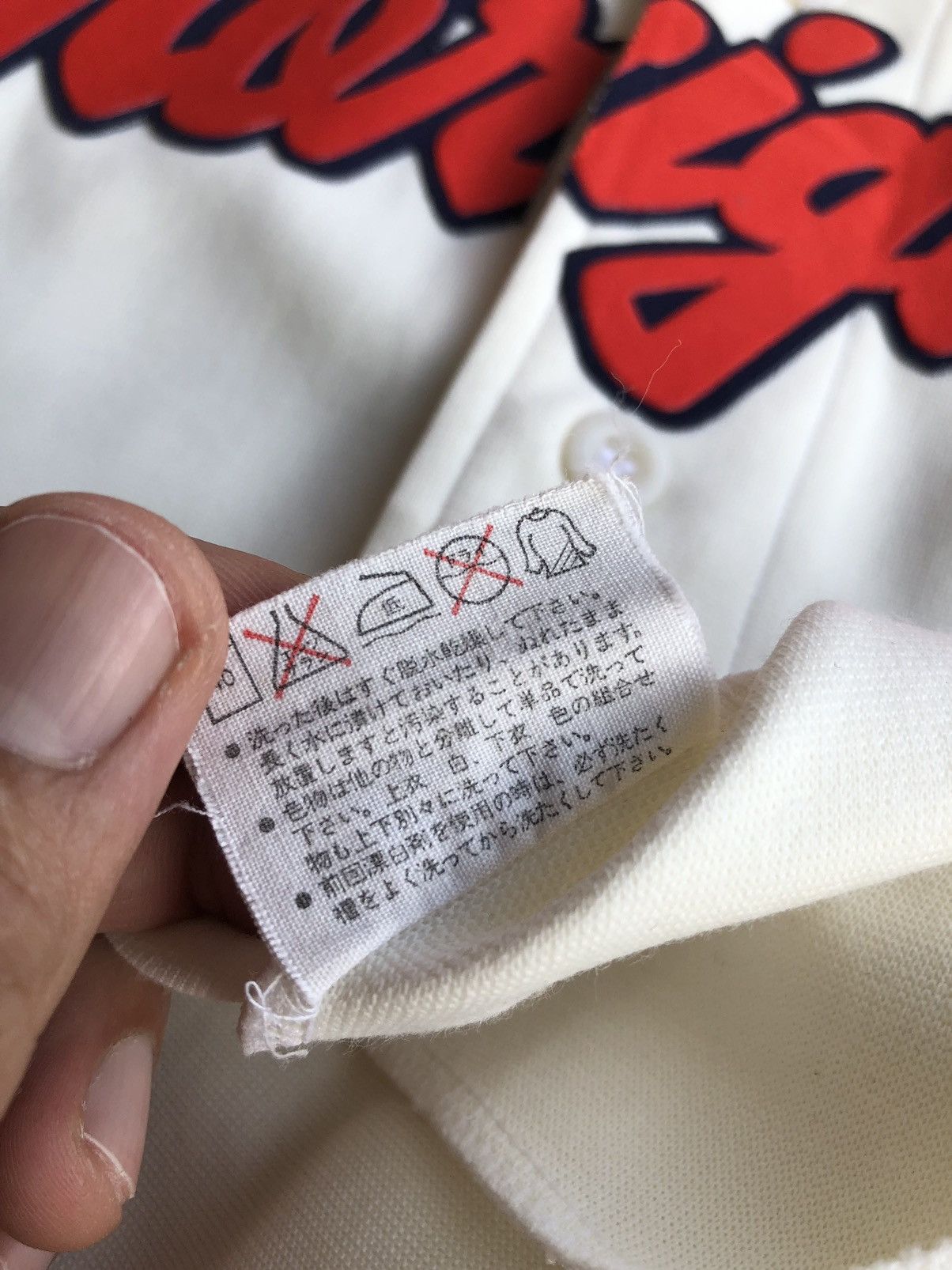Vintage Vintage Jersey Descente White Jersey Tee Size US M / EU 48-50 / 2 - 12 Thumbnail
