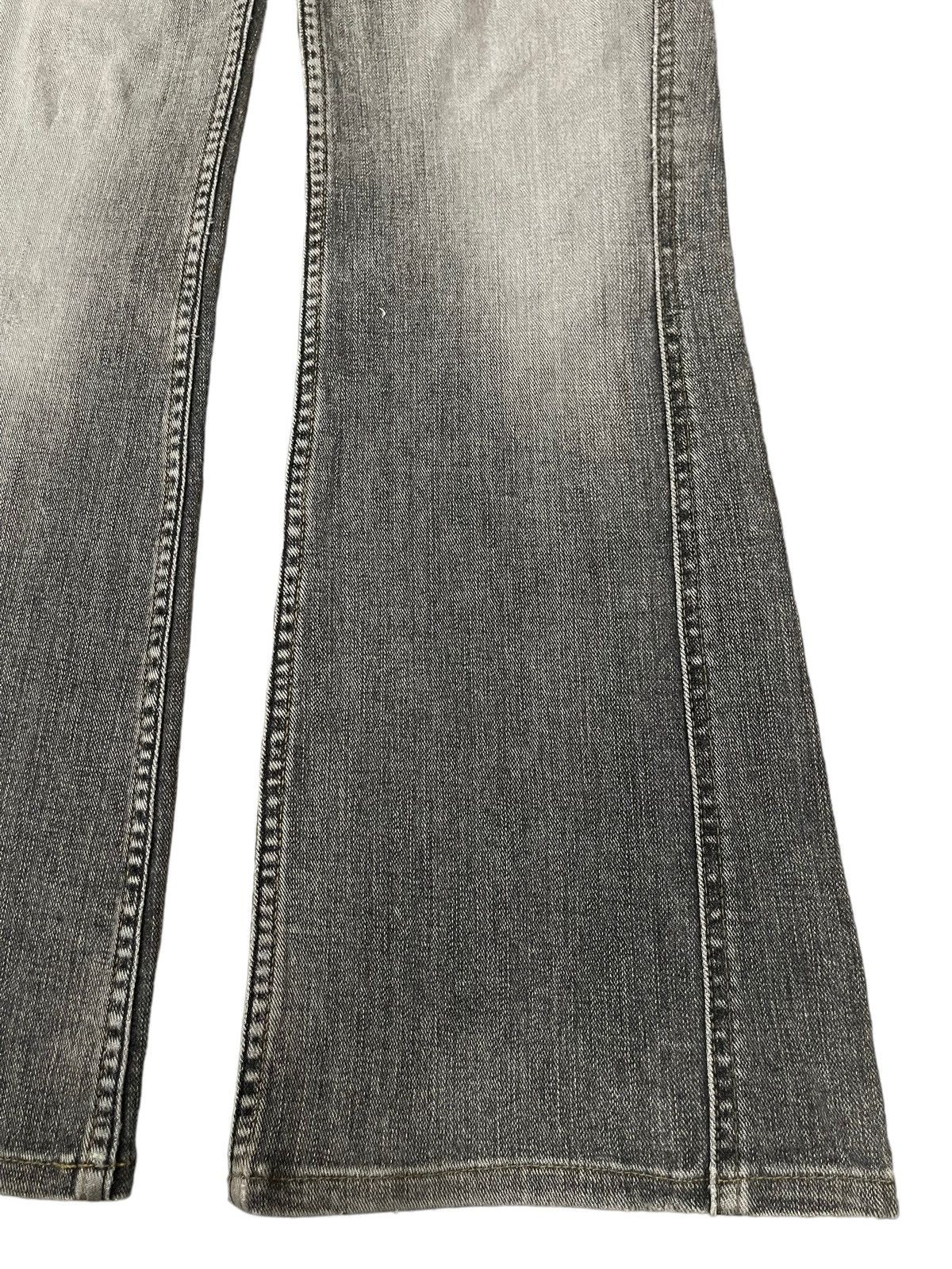 If Six Was Nine Vintage Japanese Brand Bleached Faded Wash Style Flare Jeans Size US 30 / EU 46 - 8 Thumbnail