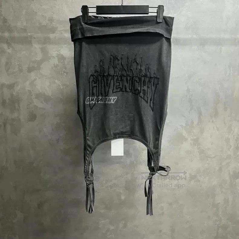 Givenchy Givenchy Size36 Gray Logo Printed Reverse Effect Short Skir Size M / US 6-8 / IT 42-44 - 2 Thumbnail