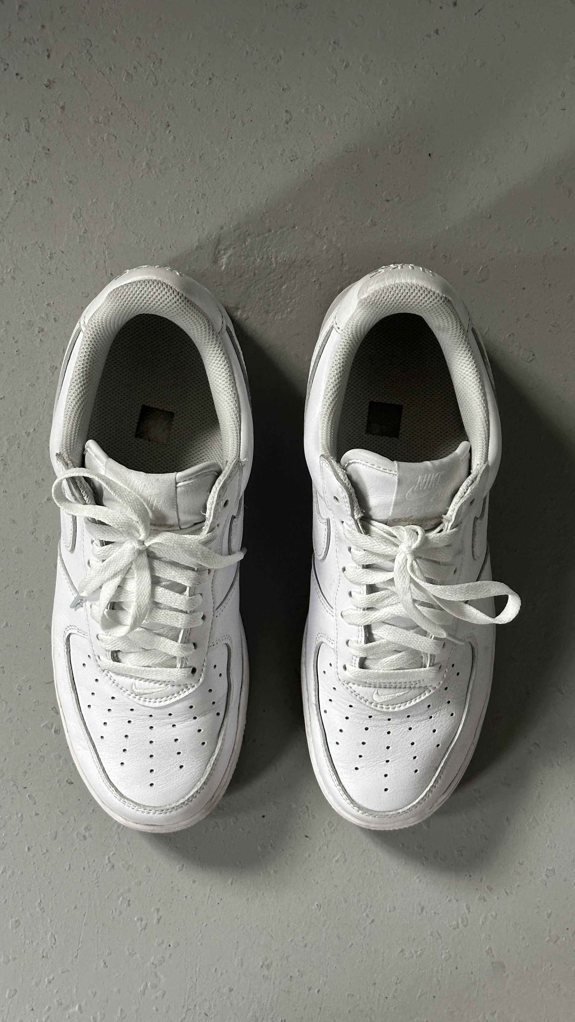 Nike Nike Air Force 1 "Anniversary Edition" White Size US 10.5 / EU 43-44 - 2 Thumbnail