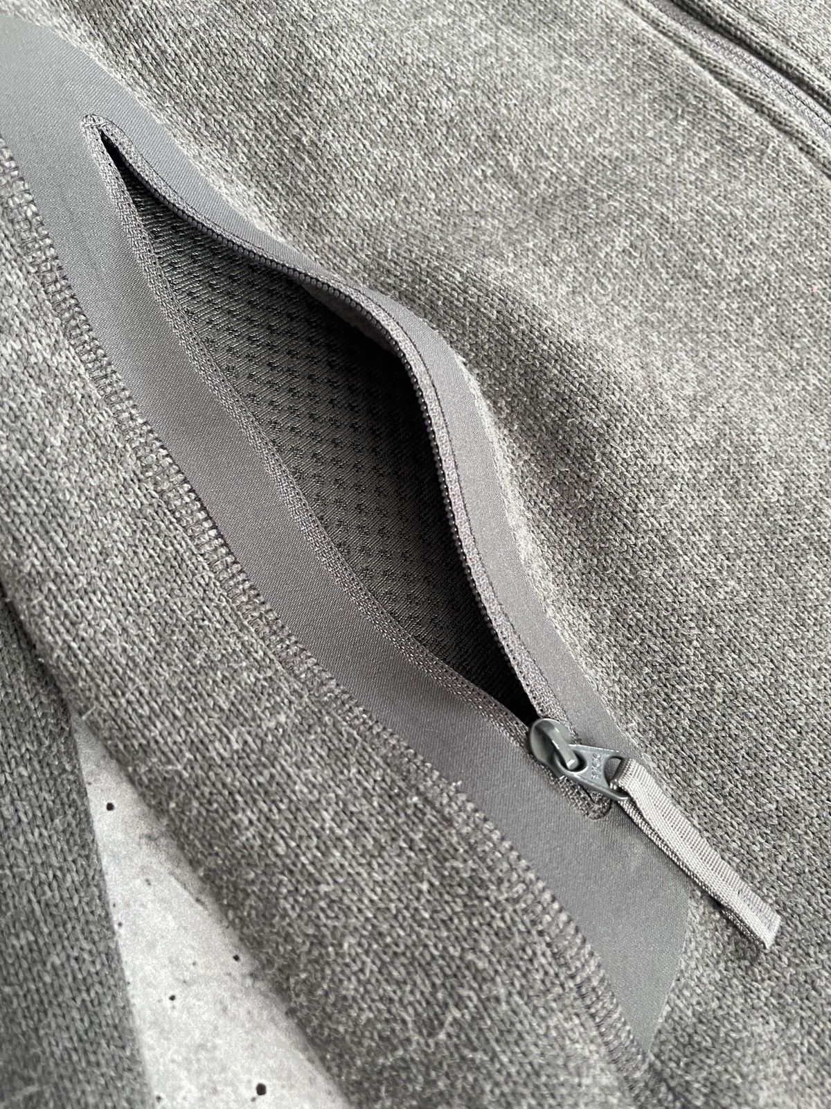 Arc'teryx Arc'teryx Covert Fleece Hoodie Dark Full Zipper Jacket Size M / US 6-8 / IT 42-44 - 8 Thumbnail