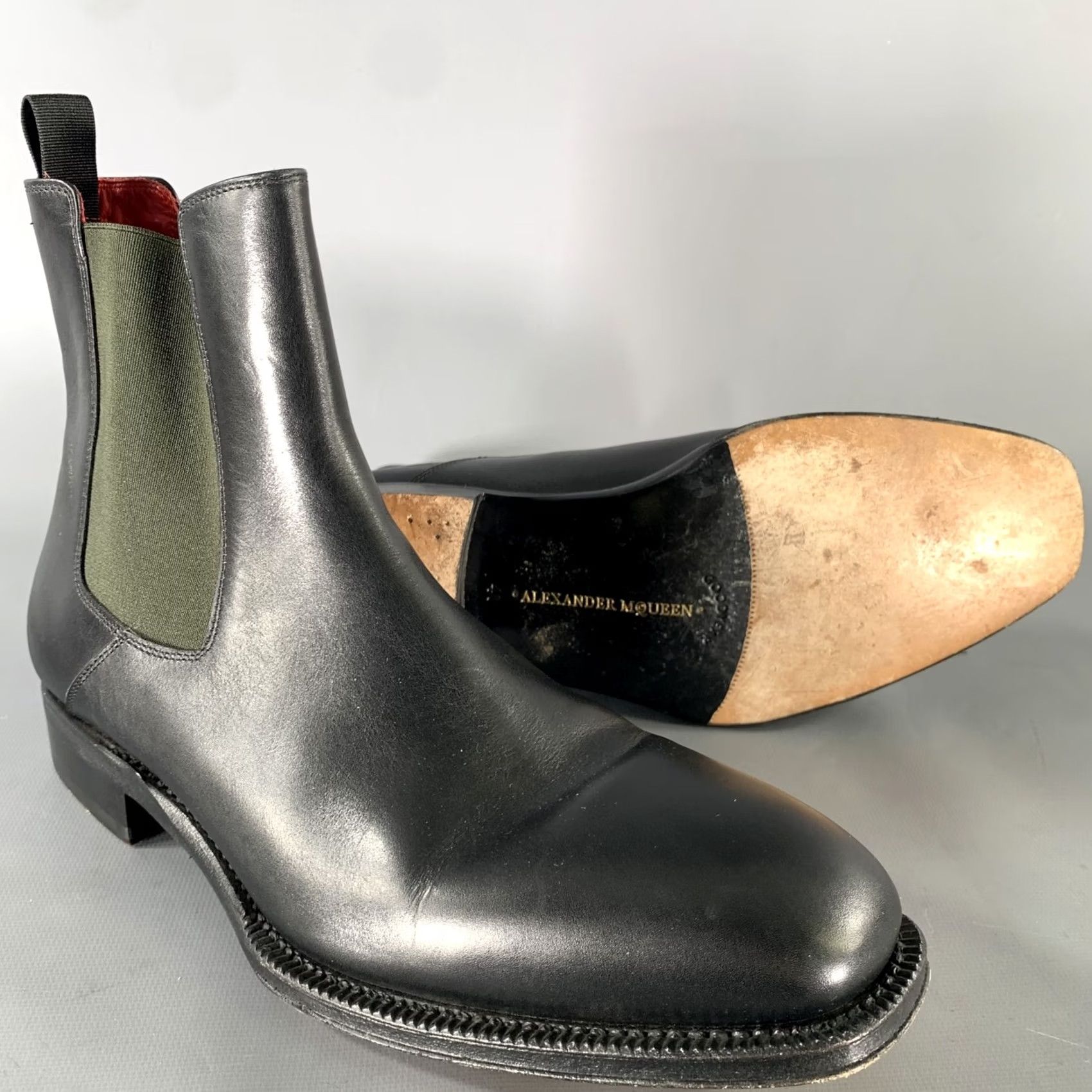 Alexander McQueen ALEXANDER MCQUEEN Chelsea Boots Black Leather Size 8 Size US 8 / EU 41 - 5 Thumbnail