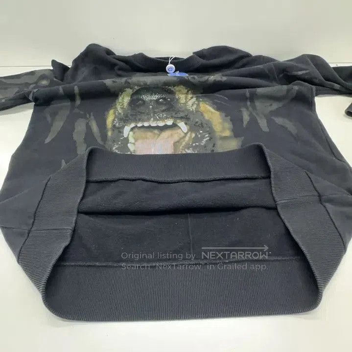 Givenchy Givenchy Classic Dog Print Round Neck Sweatshirt. Size US L / EU 52-54 / 3 - 5 Thumbnail